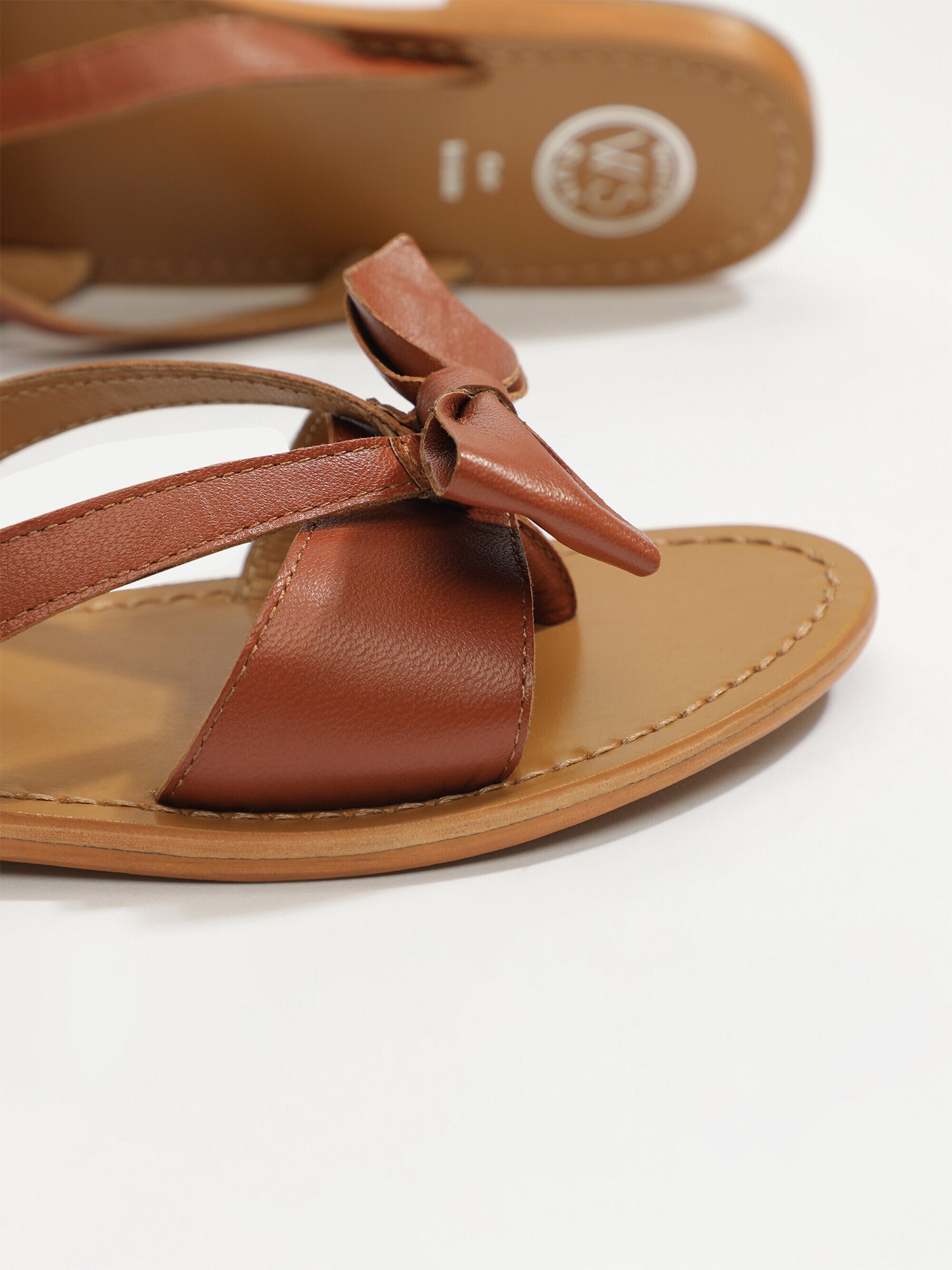 HERBITA mules fantaisie en cuir camel
