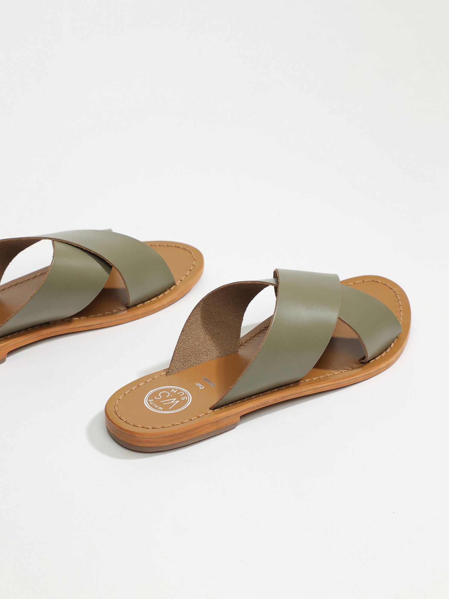 LANRUEN mules en cuir kaki