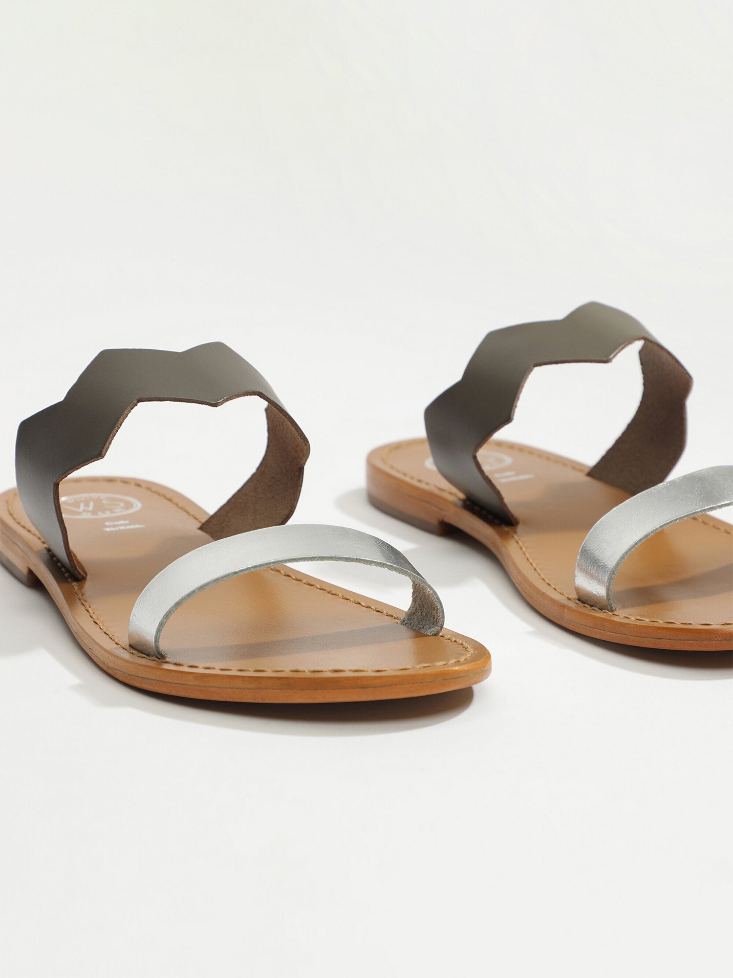 BELEM sandales en cuir gris et argent