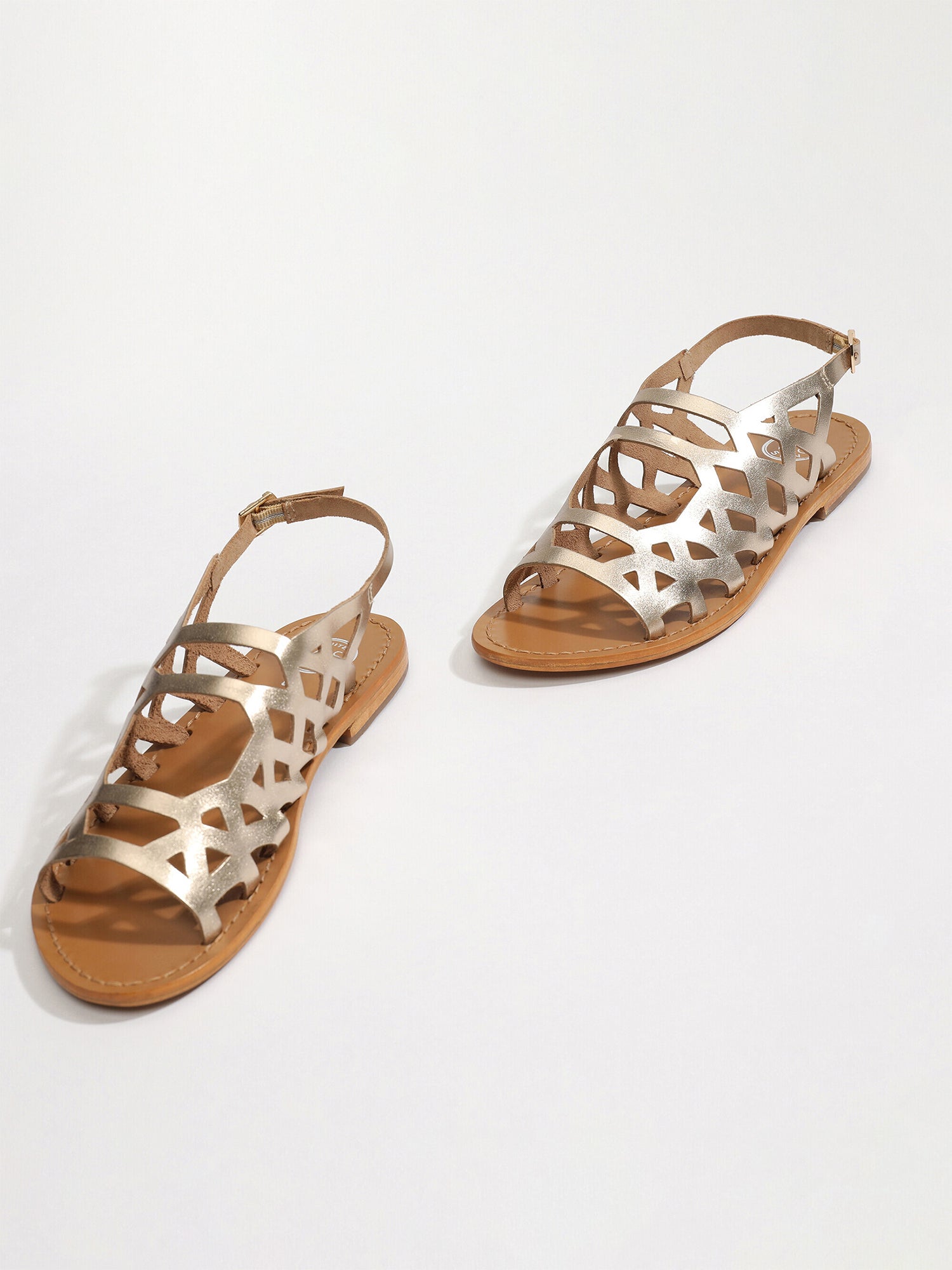 ARACATI sandales spartiates en cuir or