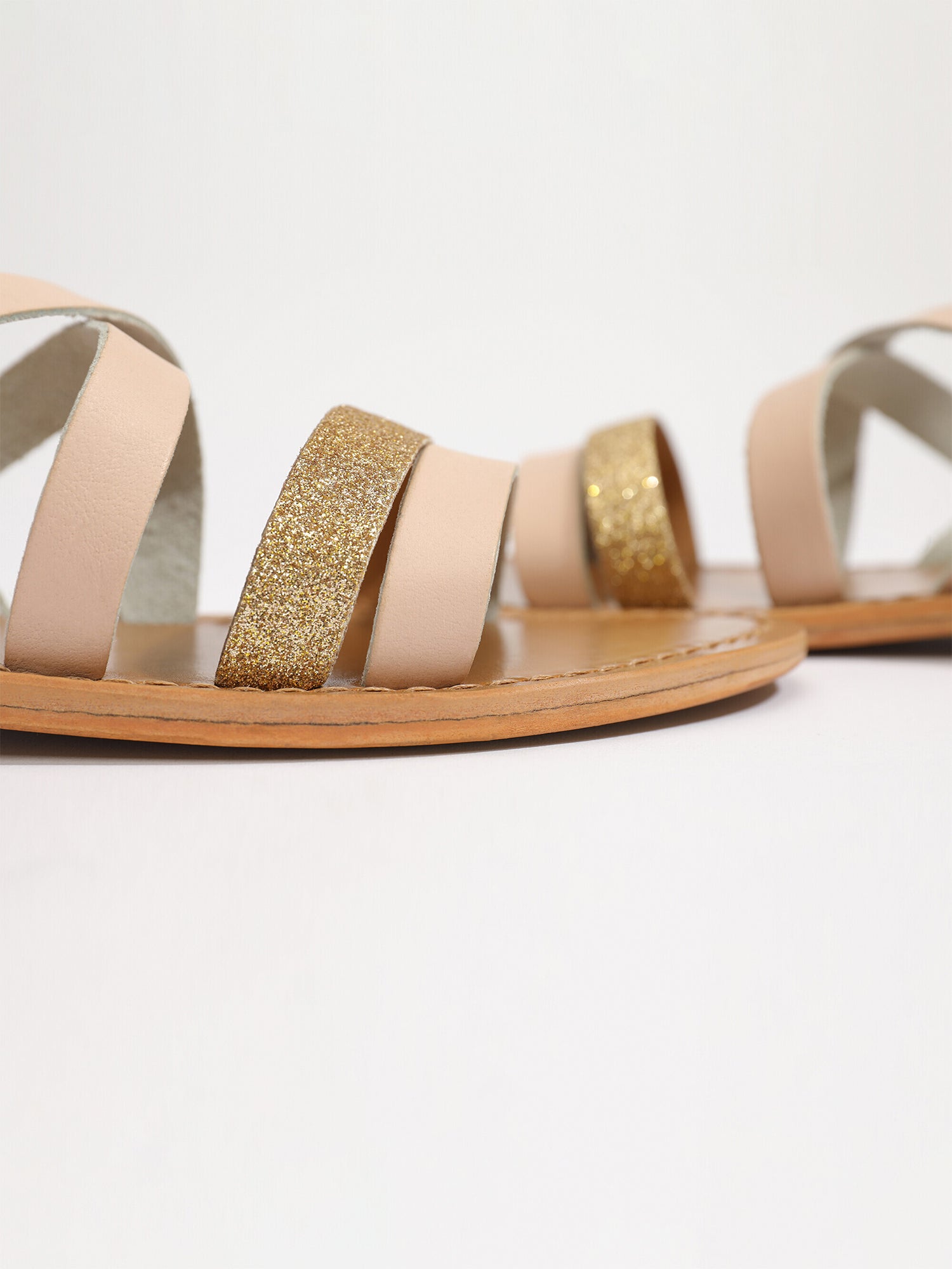 PARAENA sandales bi-color en cuir paillettes beige et rose
