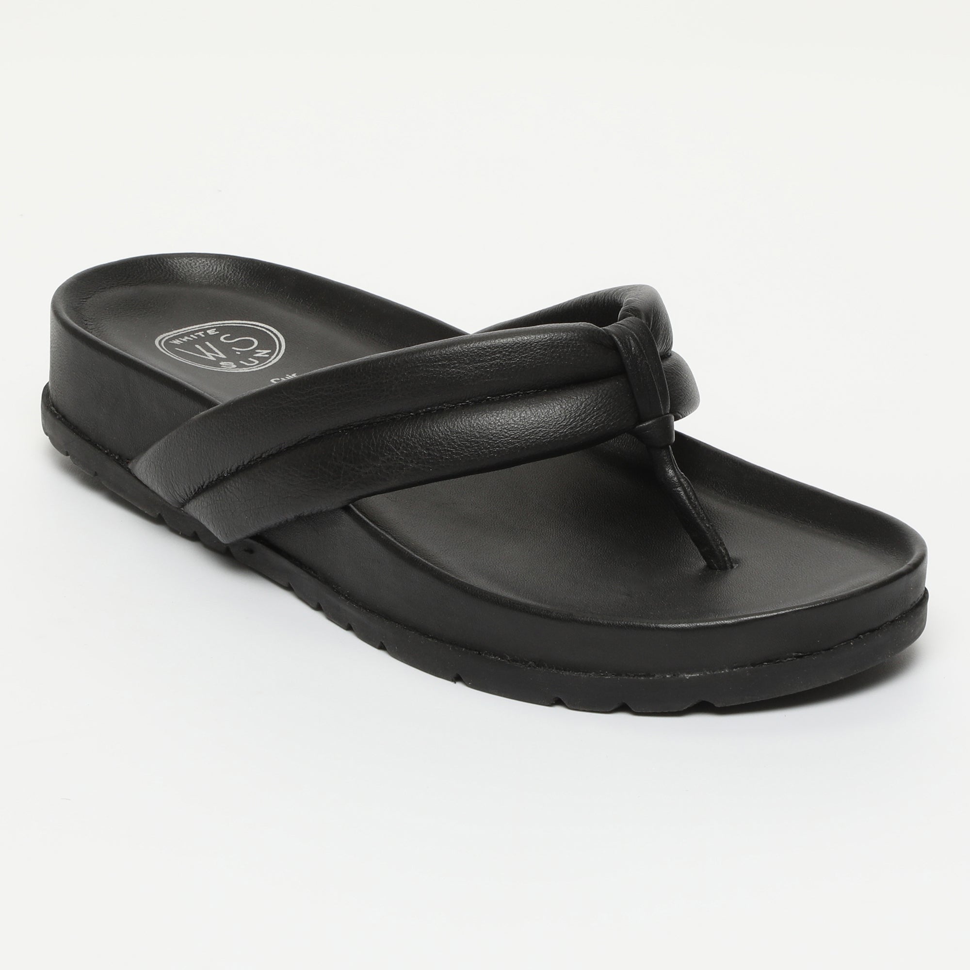 ALCARIA mules entre doigt en cuir noir
