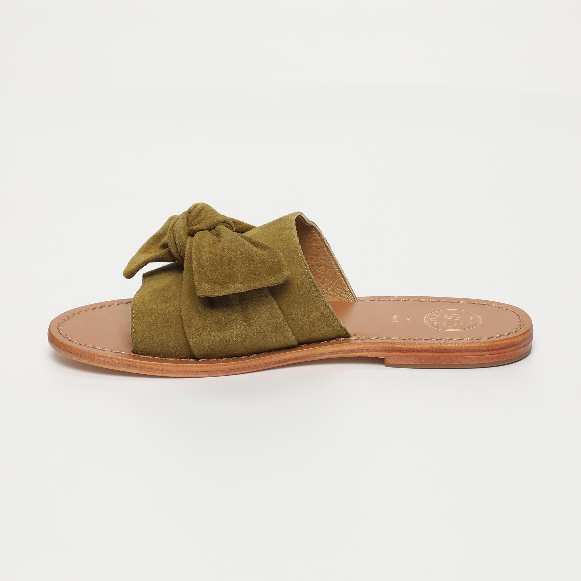 ALBA mules en cuir olive
