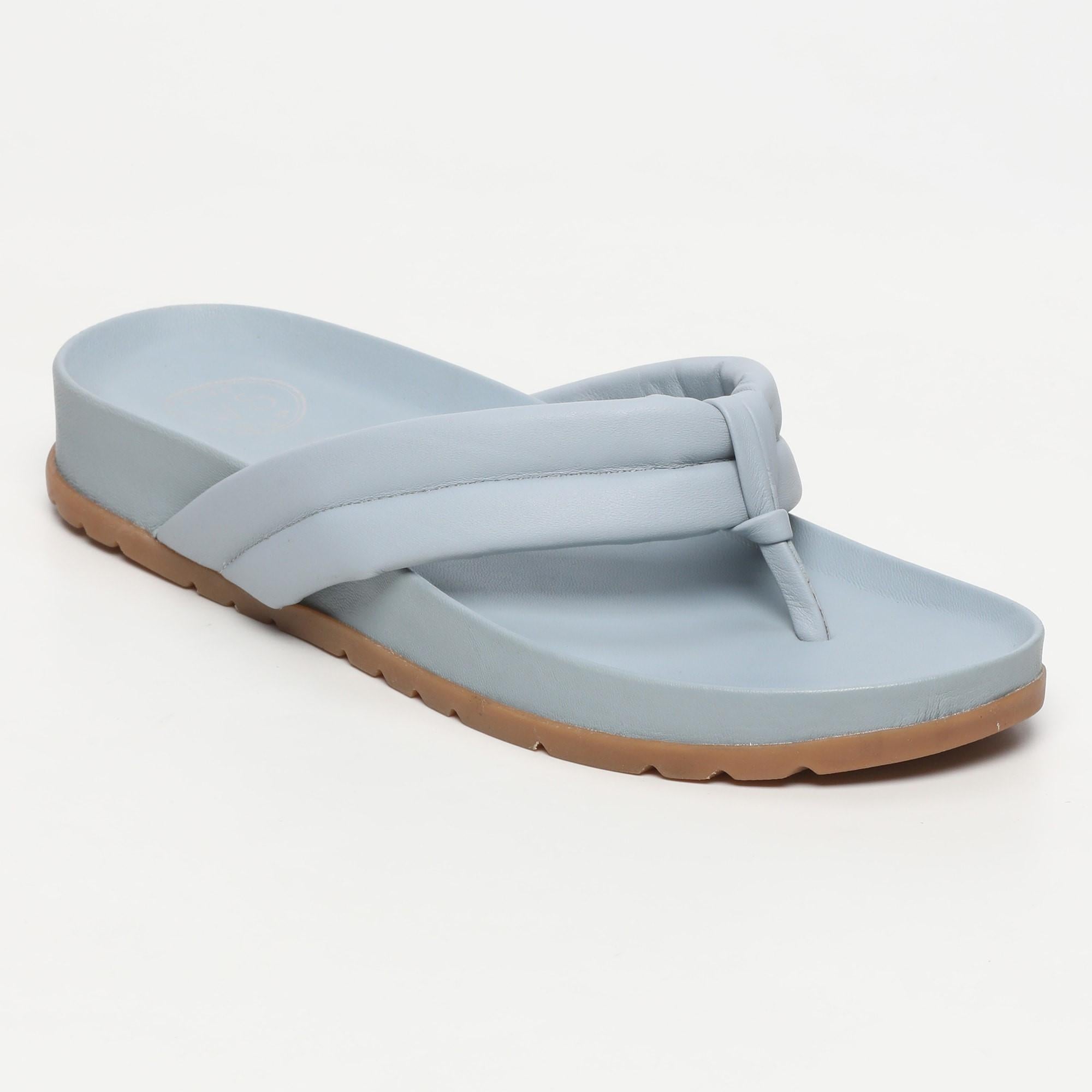 ALCARIA mules entre doigt en cuir bleu clair