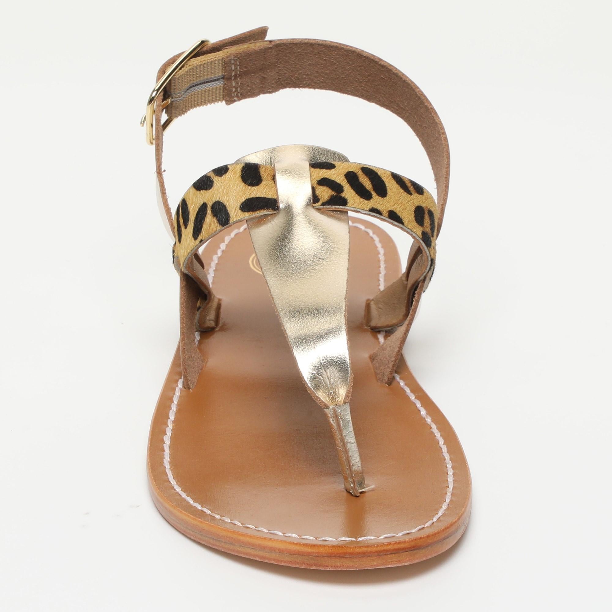 CASAS sandales entre doigt animal en cuir or et léopard