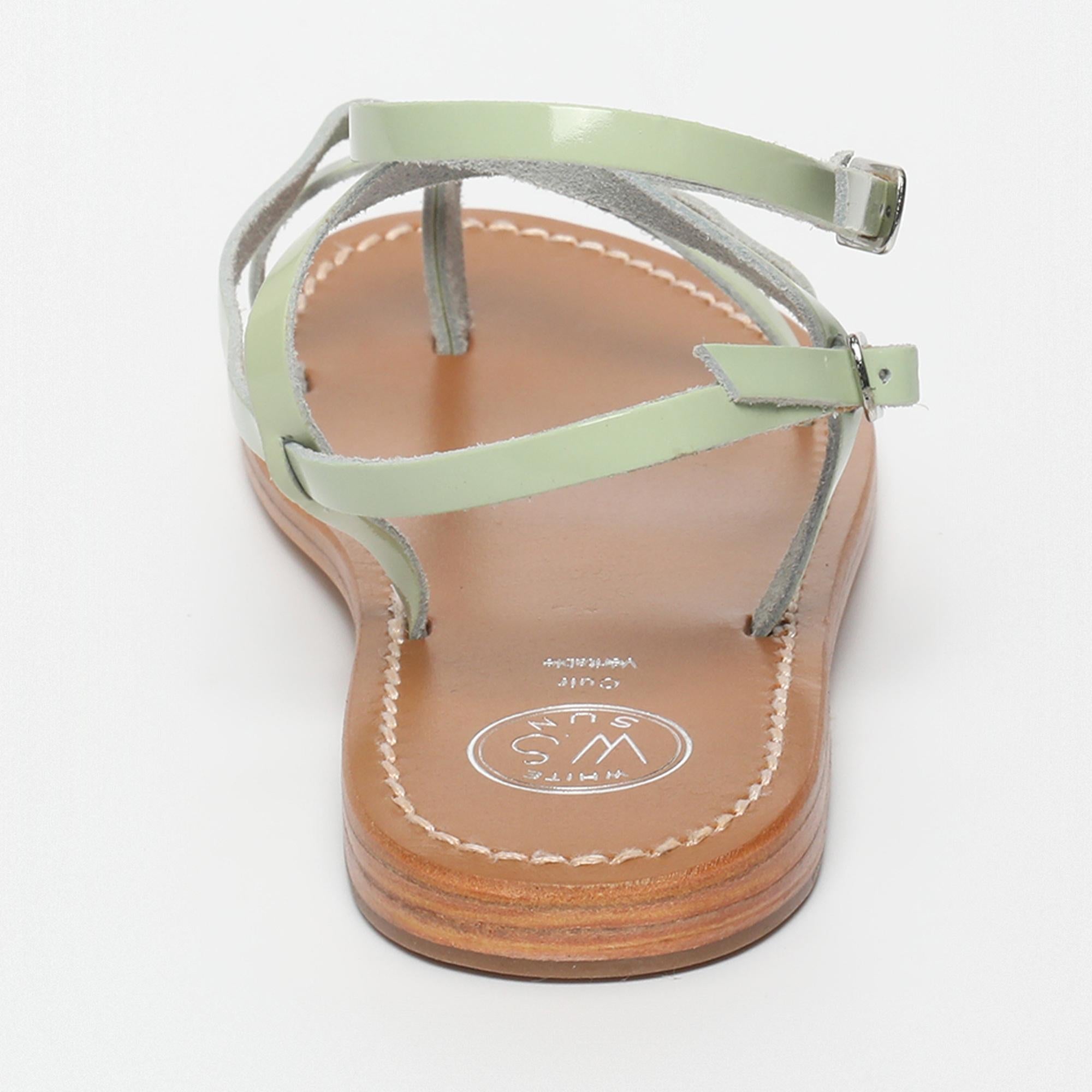 CEARA sandales entre doigt en cuir menthe