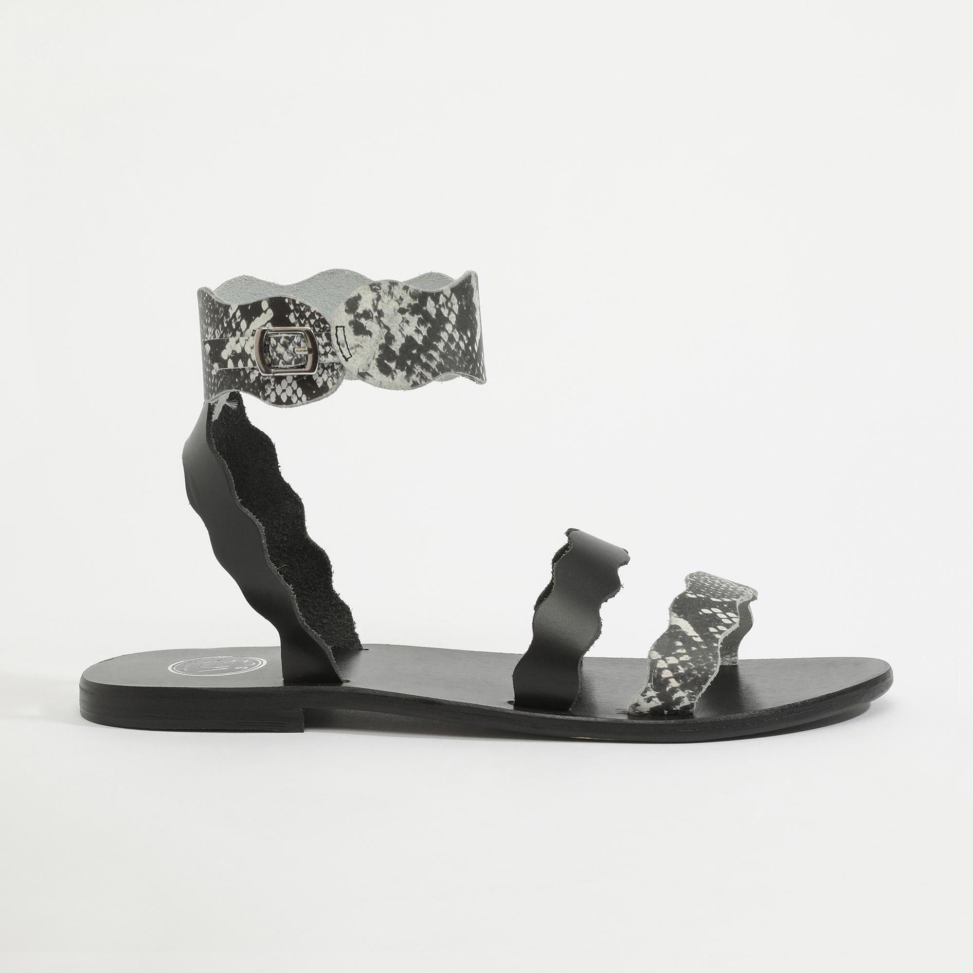 CELYAN sandales en cuir serpent noir