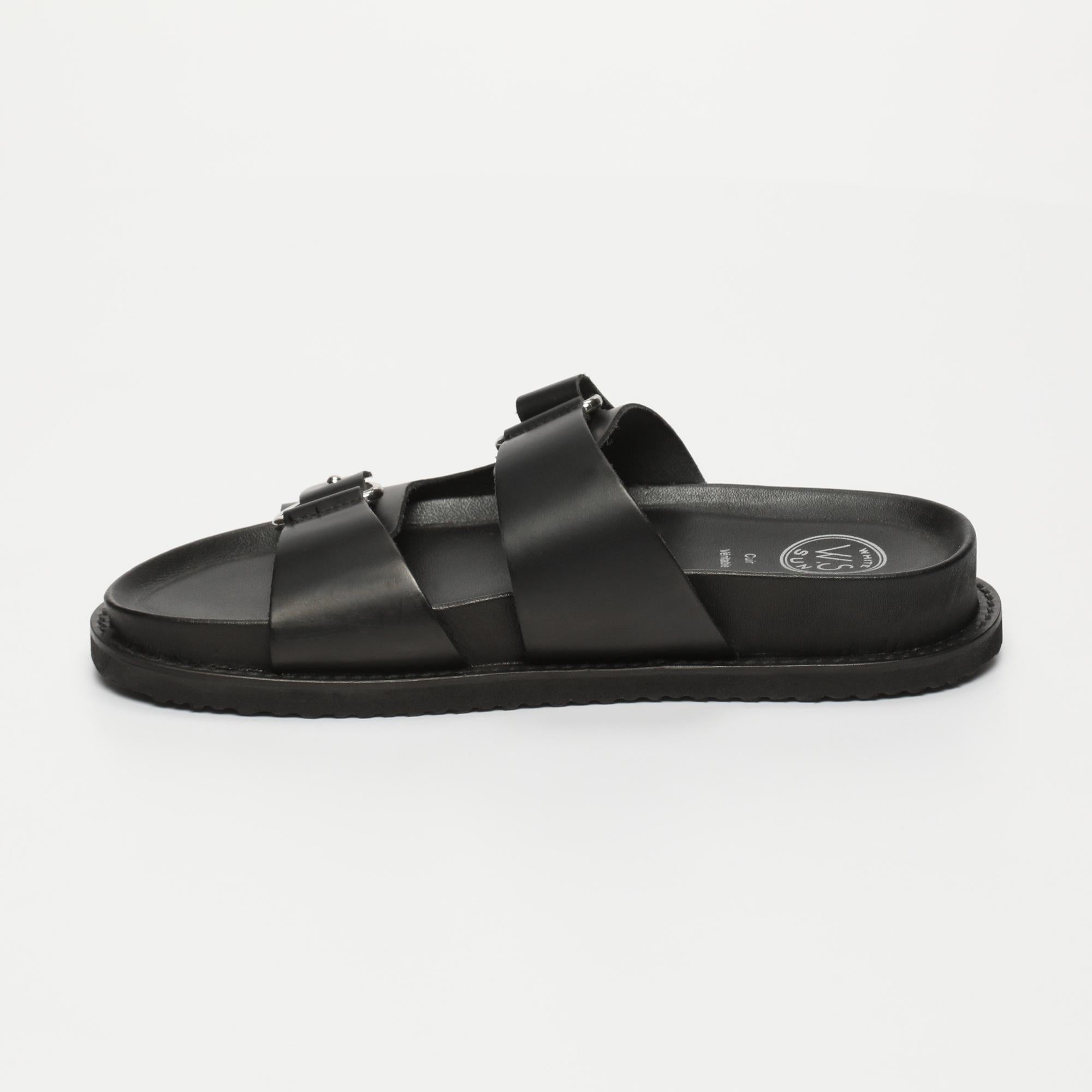 CHARLOTTE mules en cuir noir