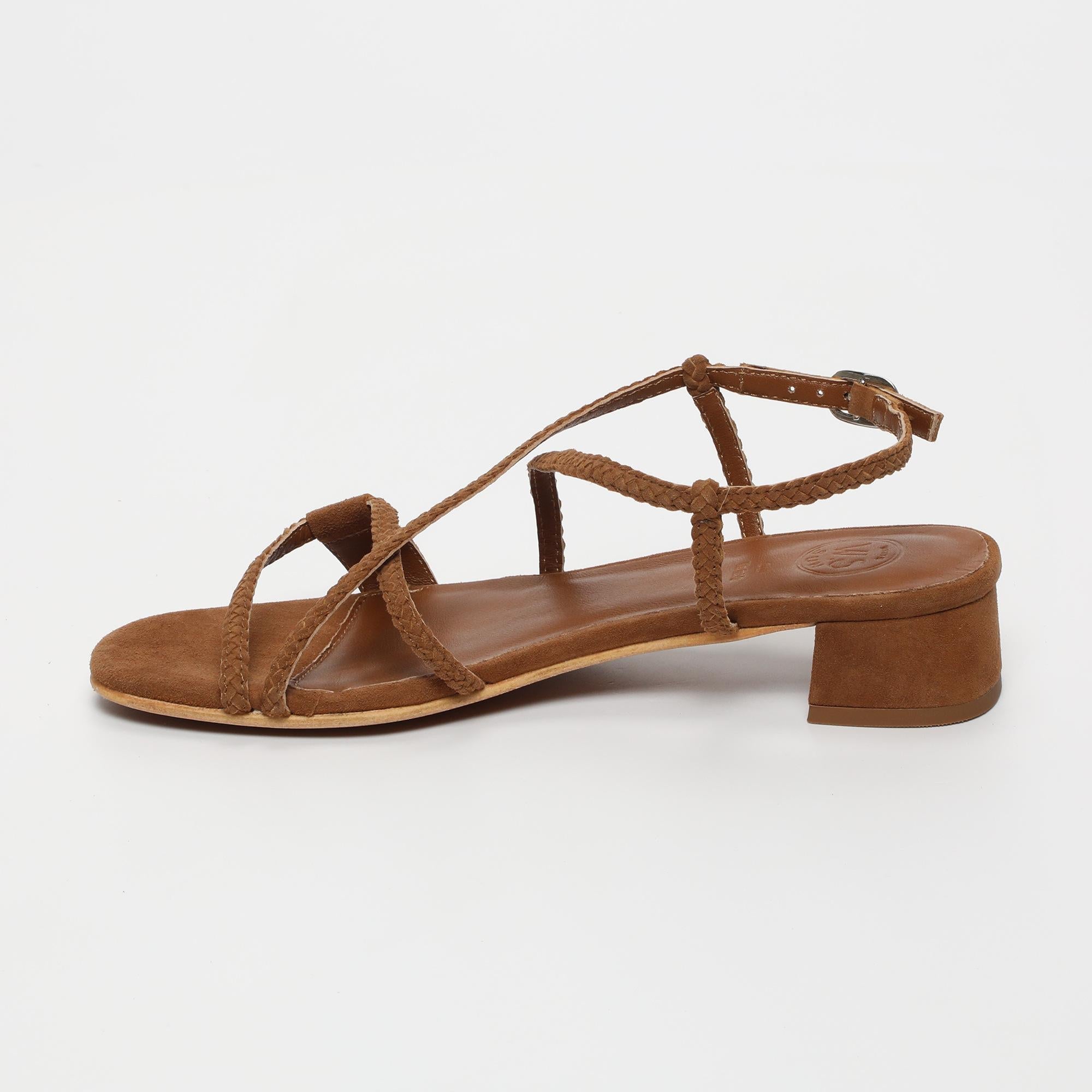DEEPAKALA sandales talon en cuir camel
