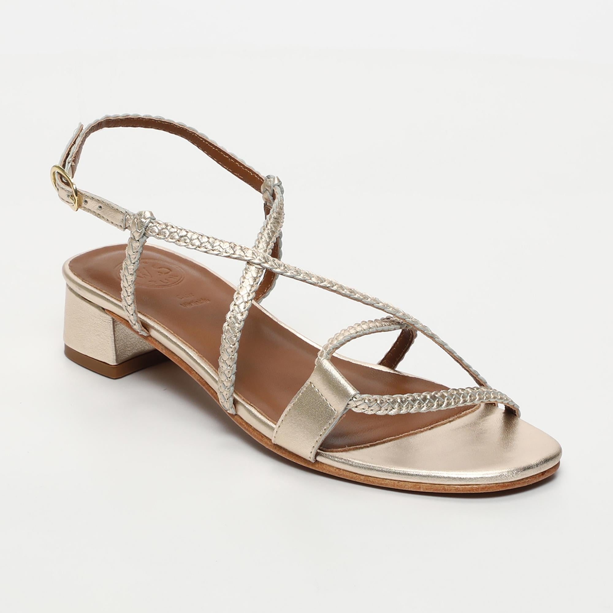 DEEPAKALA sandales talon tresse en cuir or
