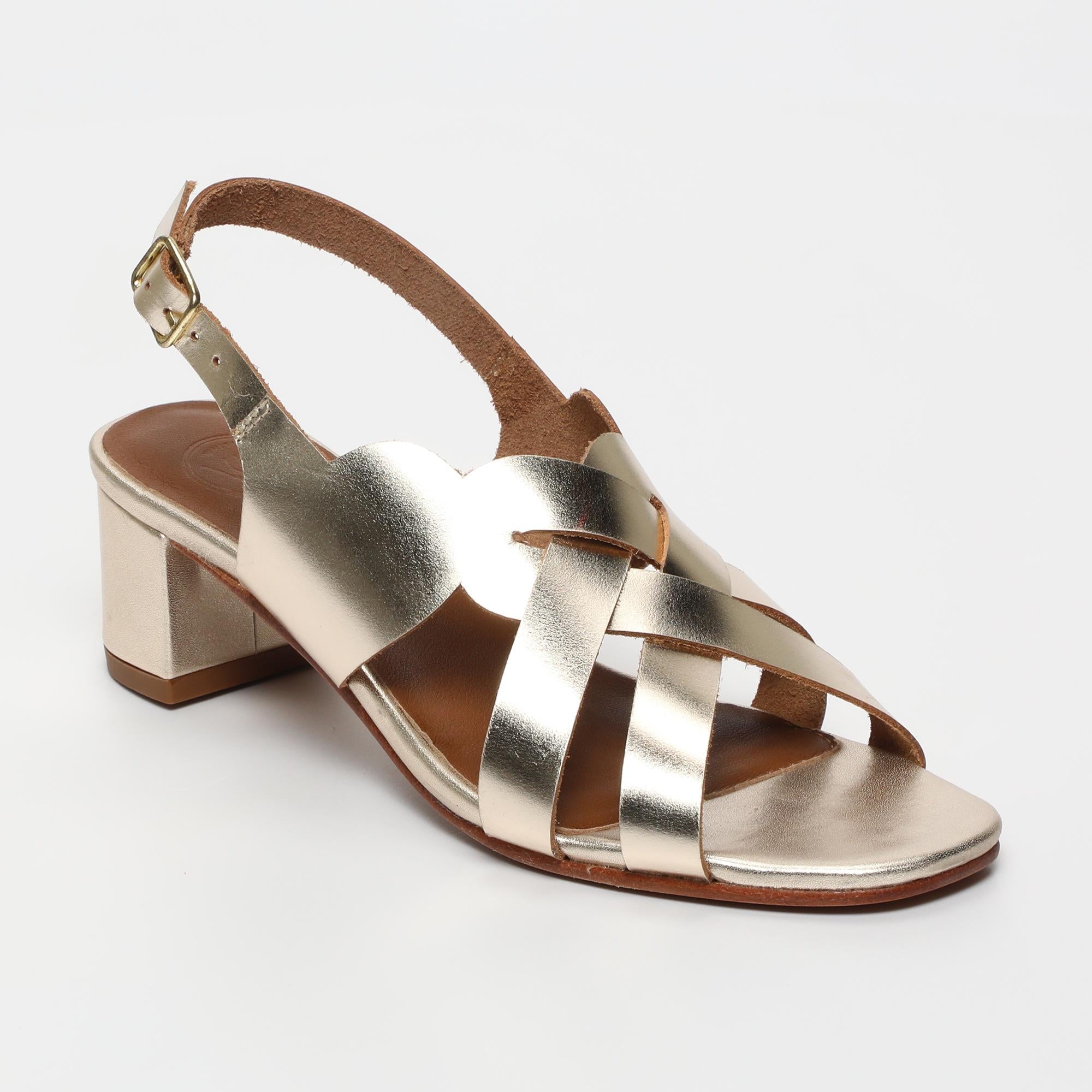 DEEPANJALI sandales talon en cuir or