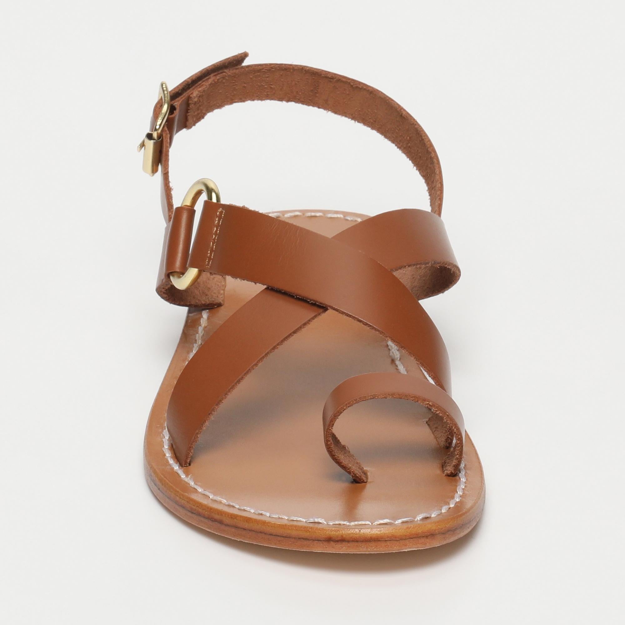 DEVAKALI sandales entre doigt en cuir camel
