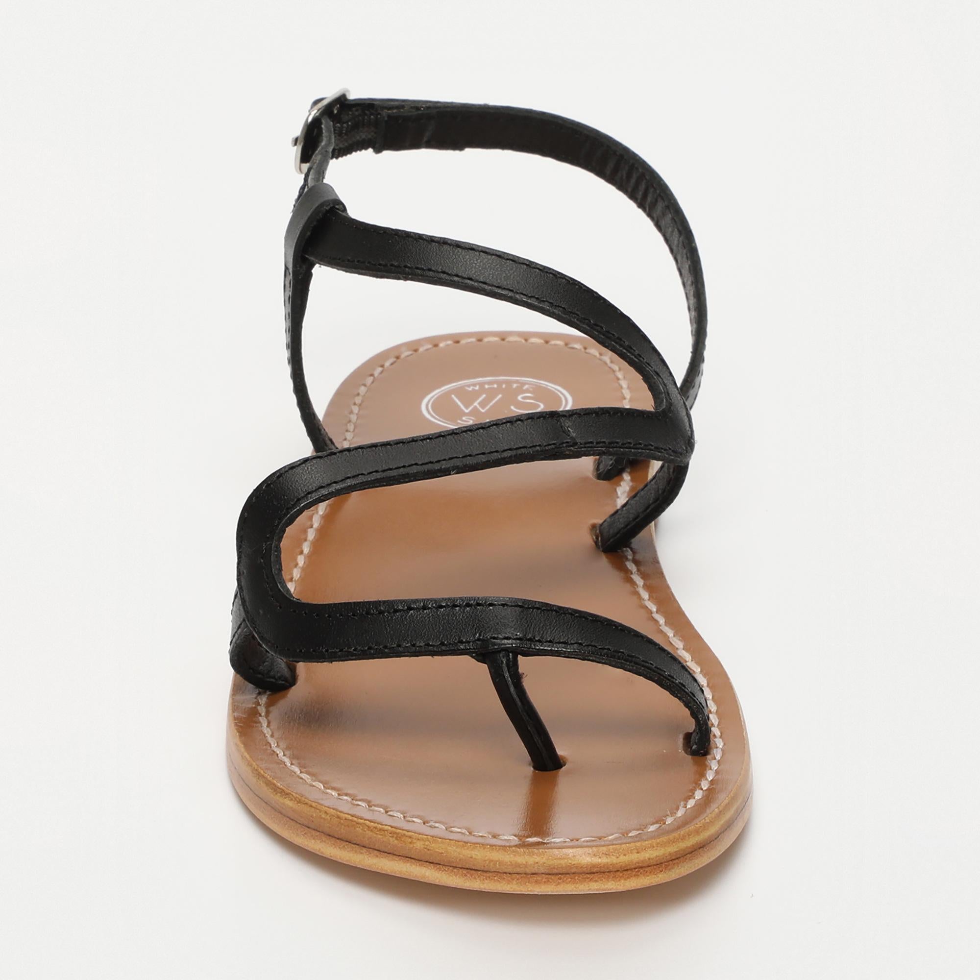 HOANI sandales entre doigt en cuir noir