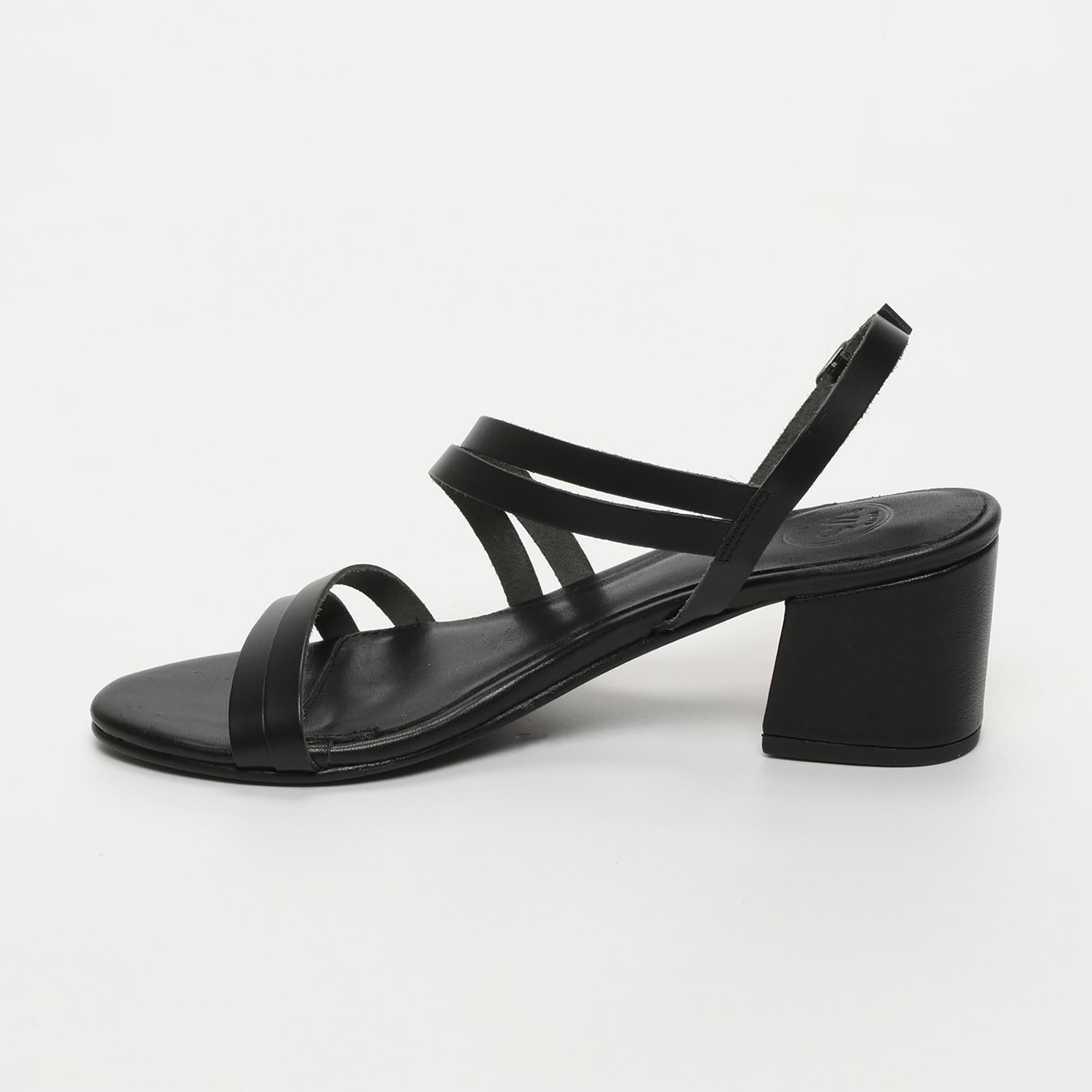 KACHI sandales talon en cuir noir