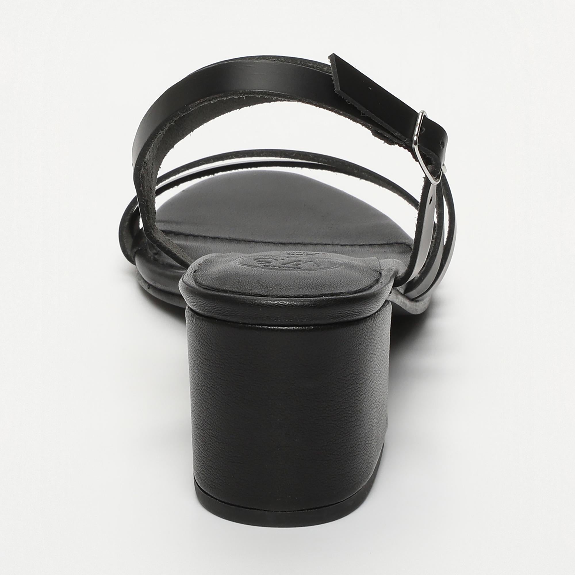 KACHI sandales talon en cuir noir