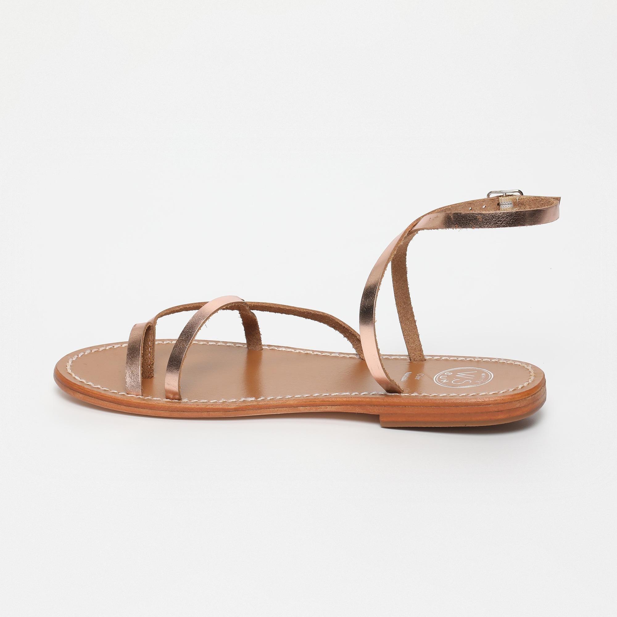 LUNA sandales entre doigt en cuir or rose
