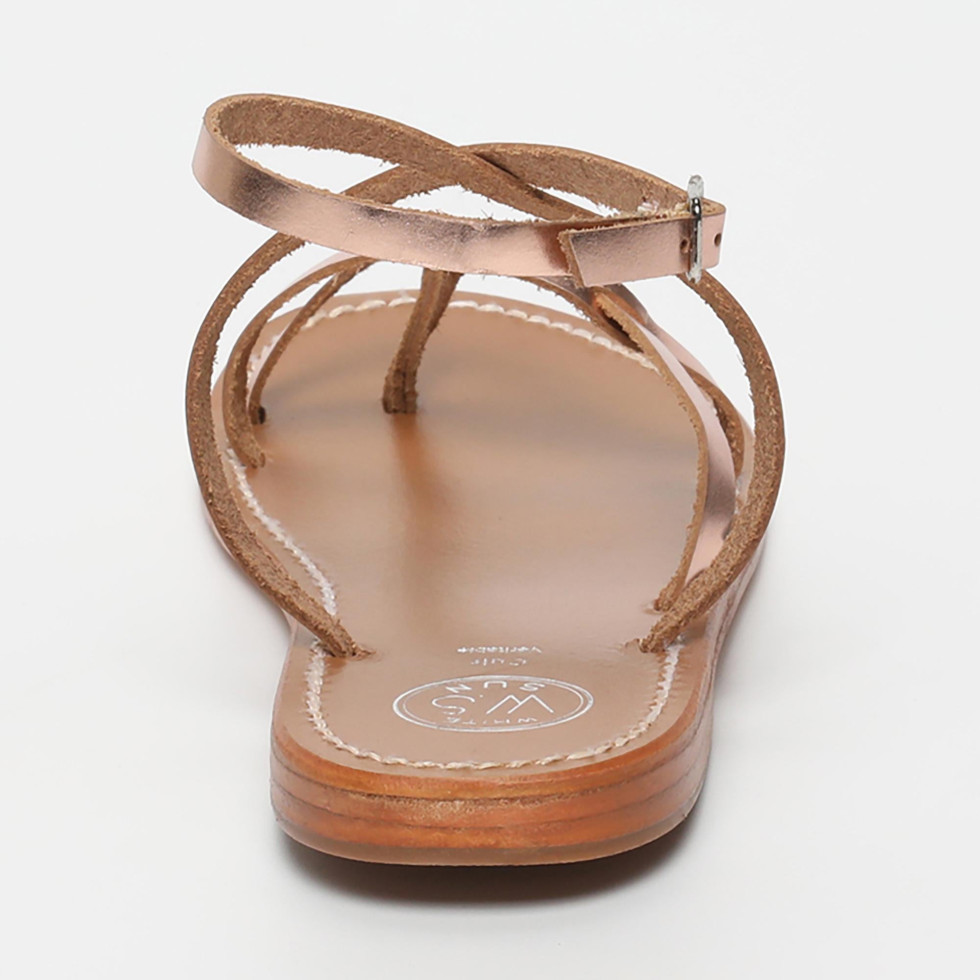 LUNA sandales entre doigt en cuir or rose