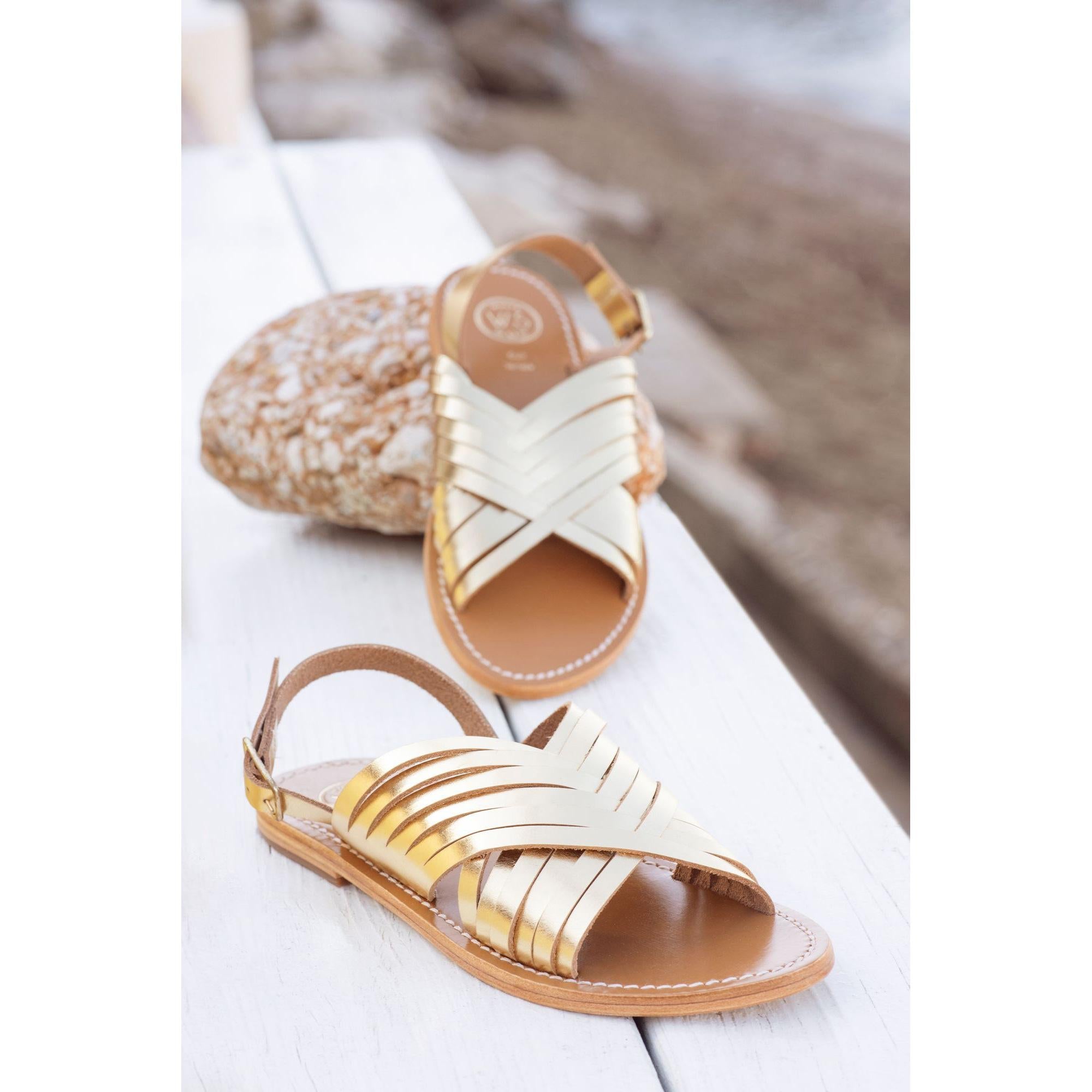 TRINITY sandales en cuir or foncé