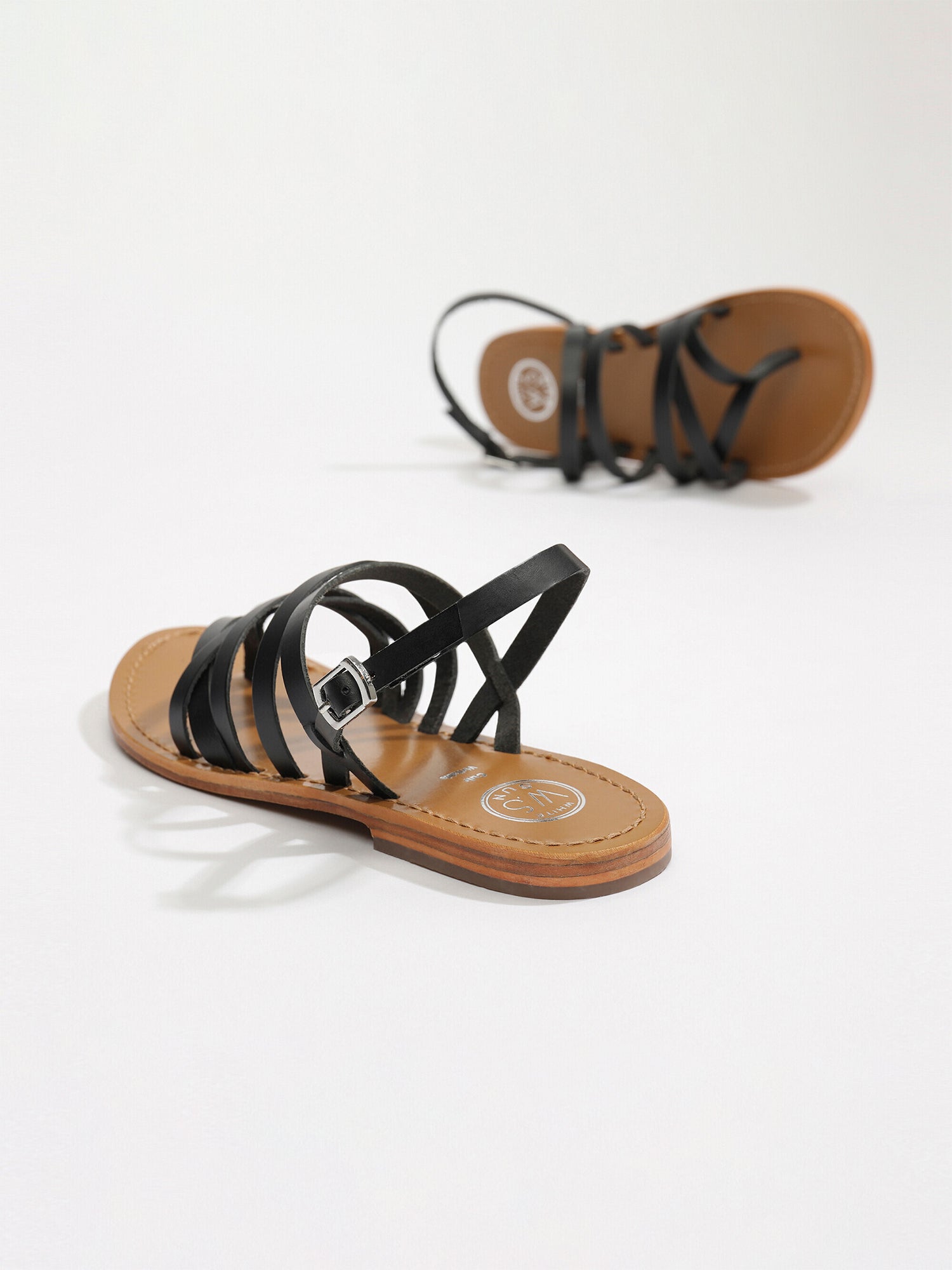 PAISTY sandales en cuir noir