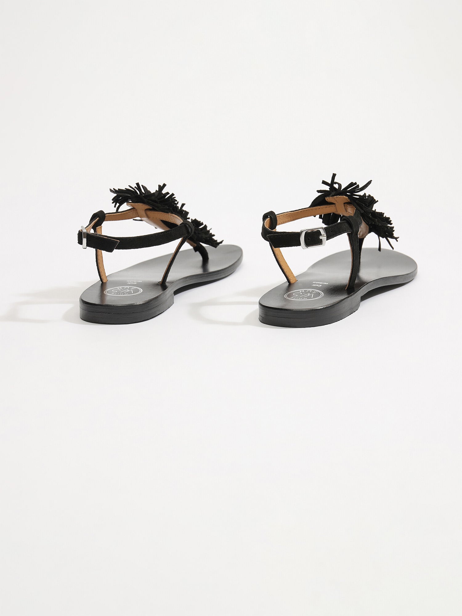 HYDATINA sandales entre doigt franges en cuir noir