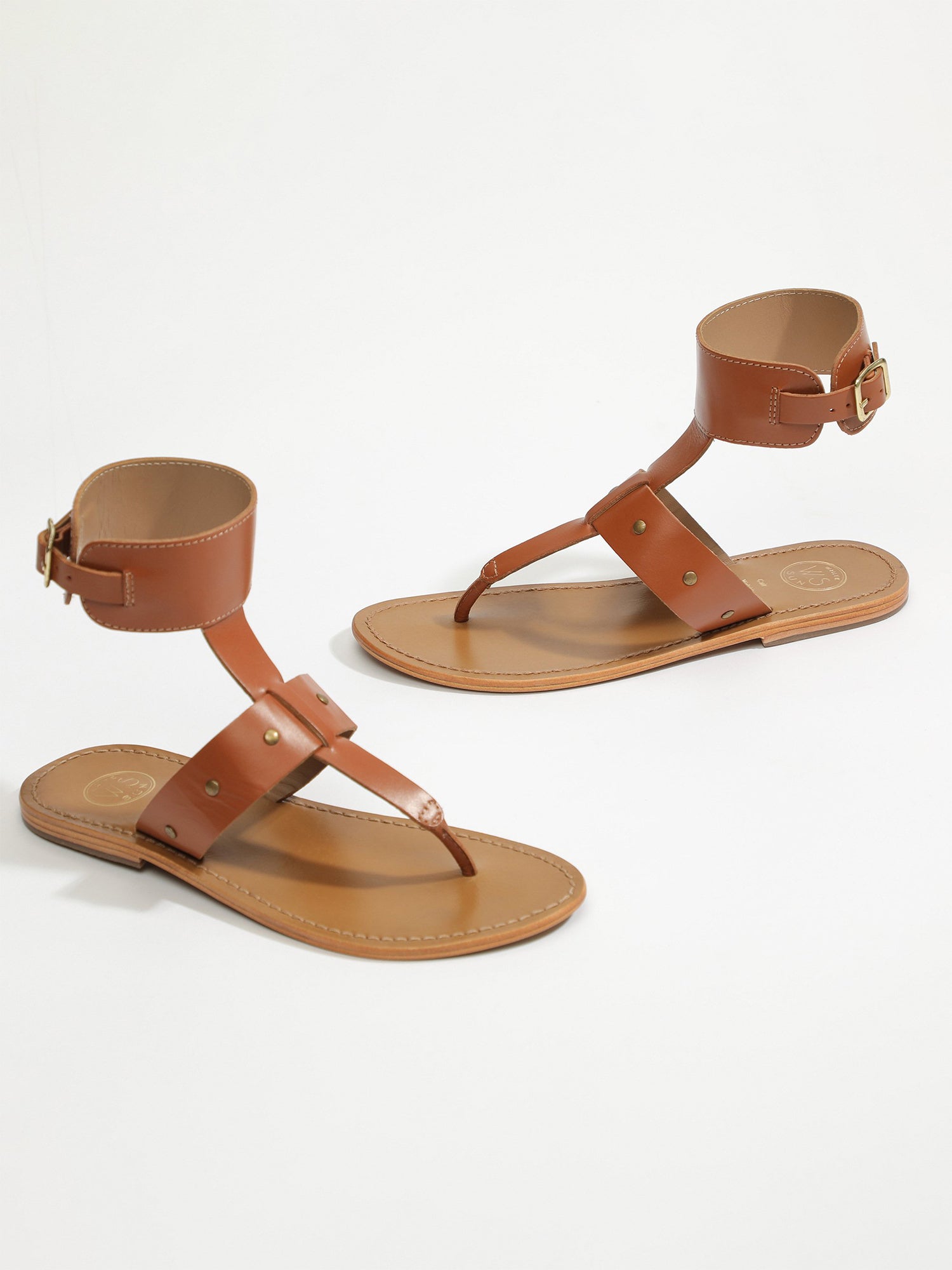 LEANIRA sandales bracelet de cheville en cuir camel
