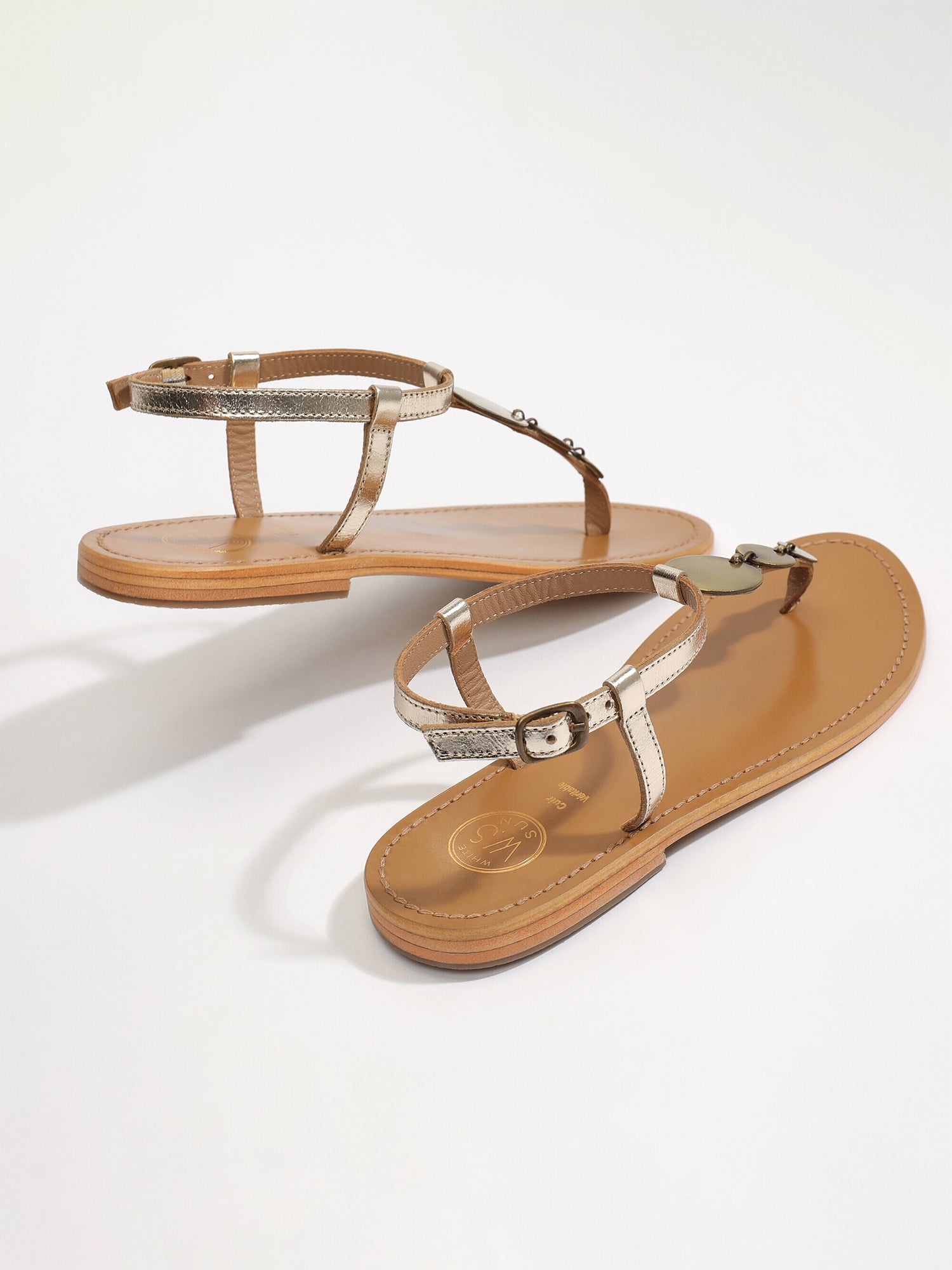 CYMATIUM sandales entre doigt fantaisie en cuir or