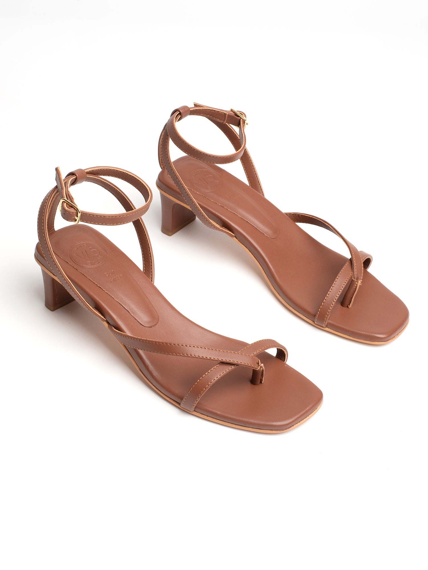 CHEYENNE sandales talon entre doigt bracelet de cheville en cuir camel