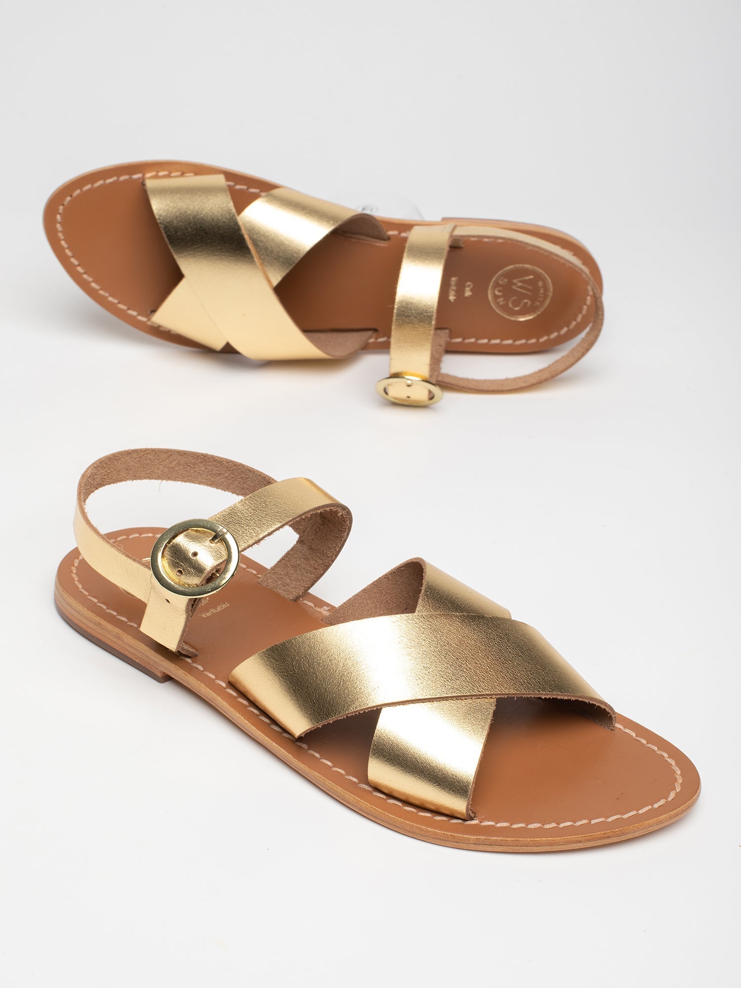 ANOUSHA sandales en cuir or foncé