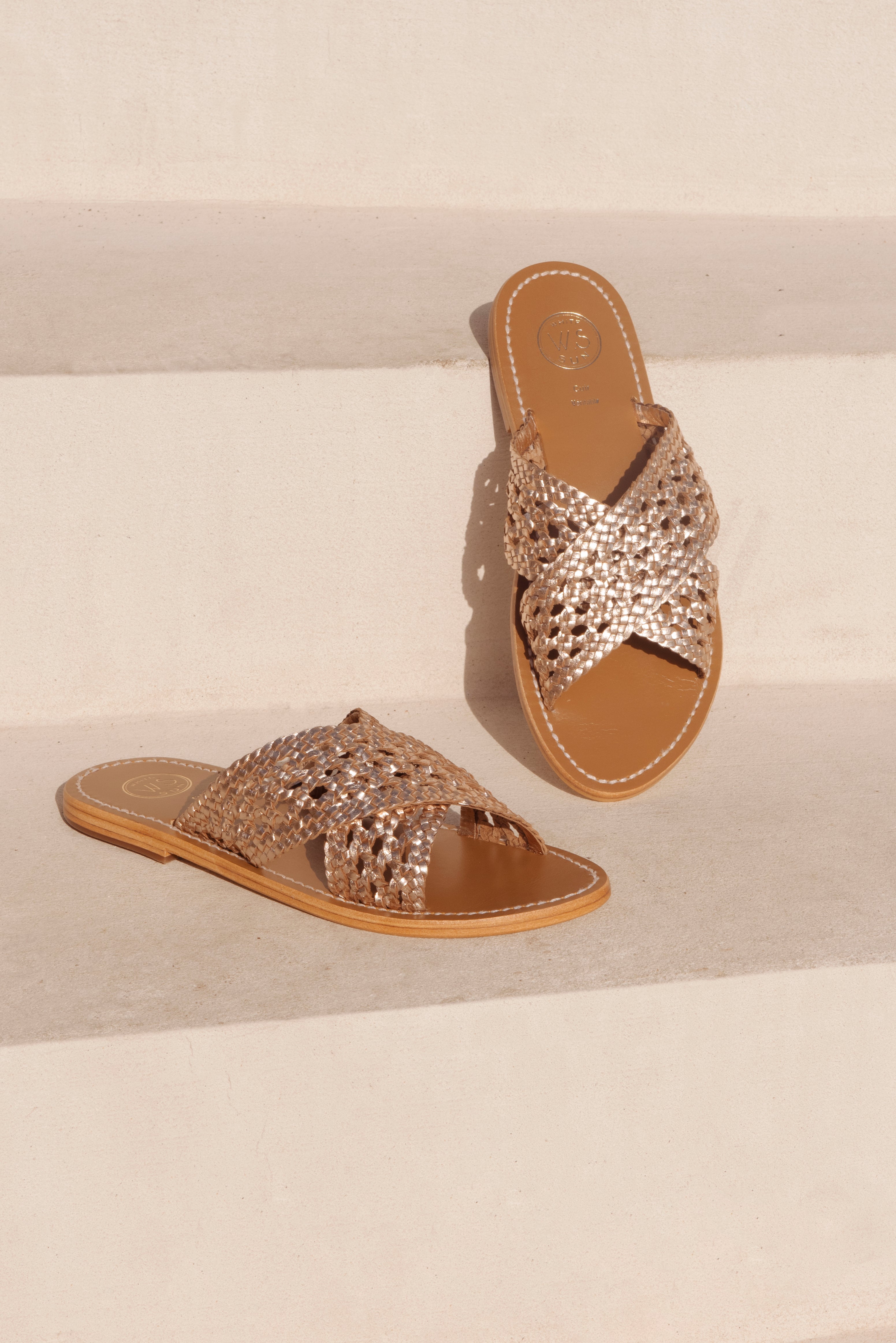 BAHARAK mules tresse en cuir or
