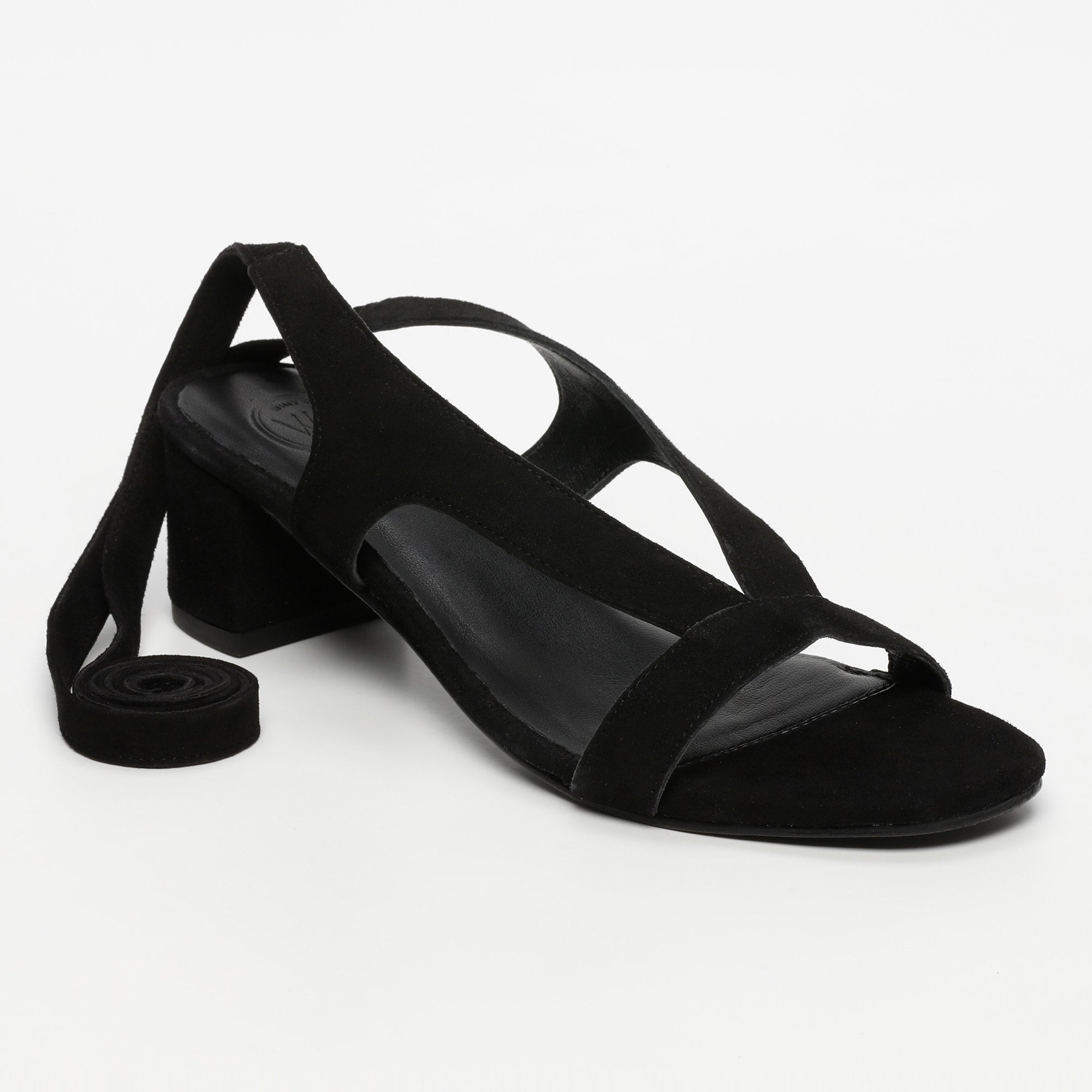 ISINYA sandales talon lacets en cuir noir