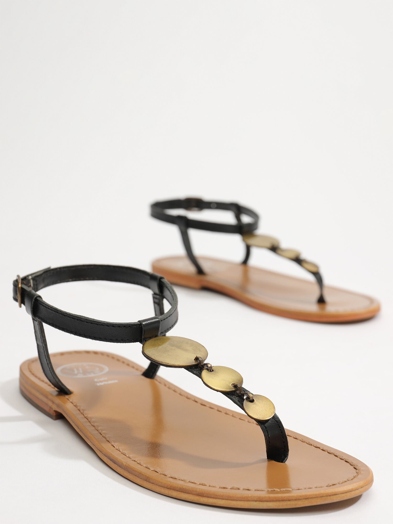 CYMATIUM sandales entre doigt fantaisie en cuir noir