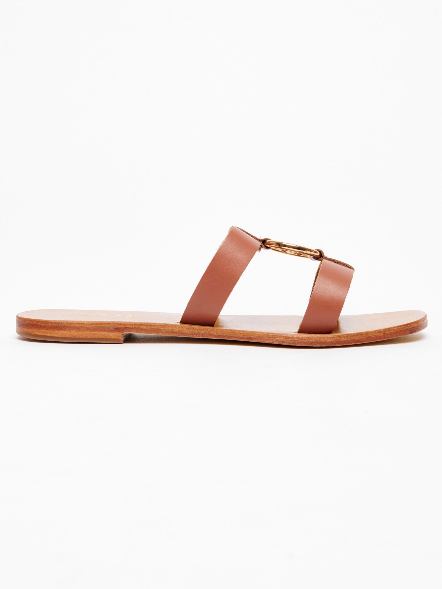 AATA sandales en cuir camel