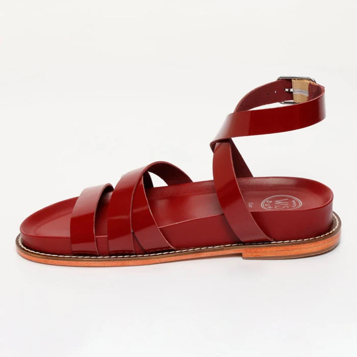 BOGARRA sandales en cuir cranberry verni
