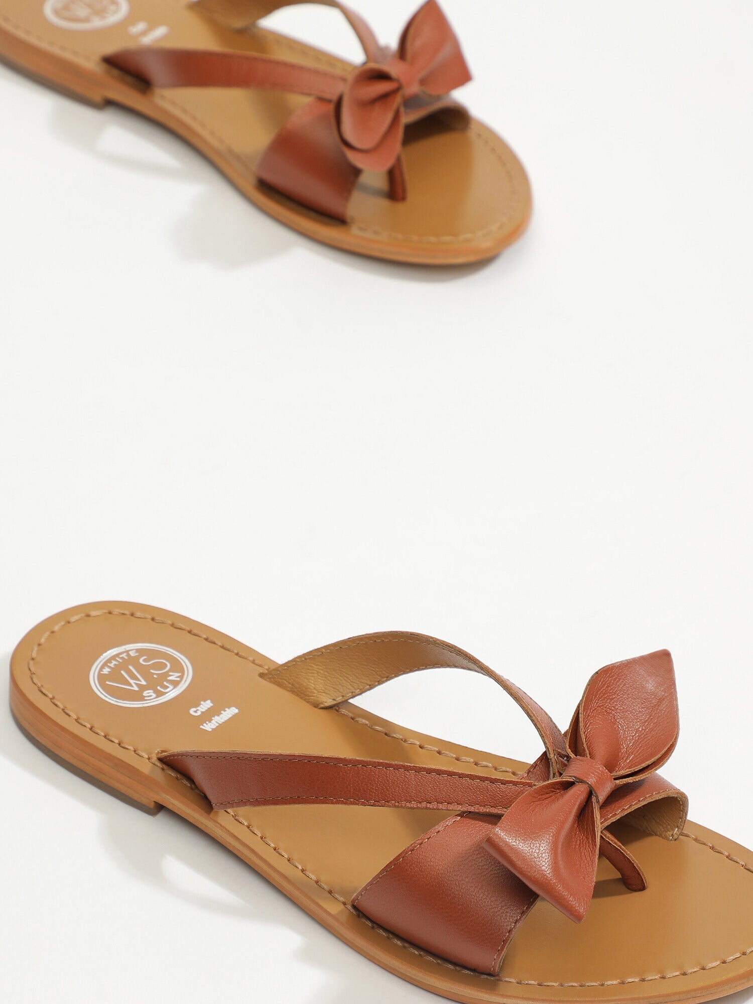 HERBITA mules fantaisie en cuir camel
