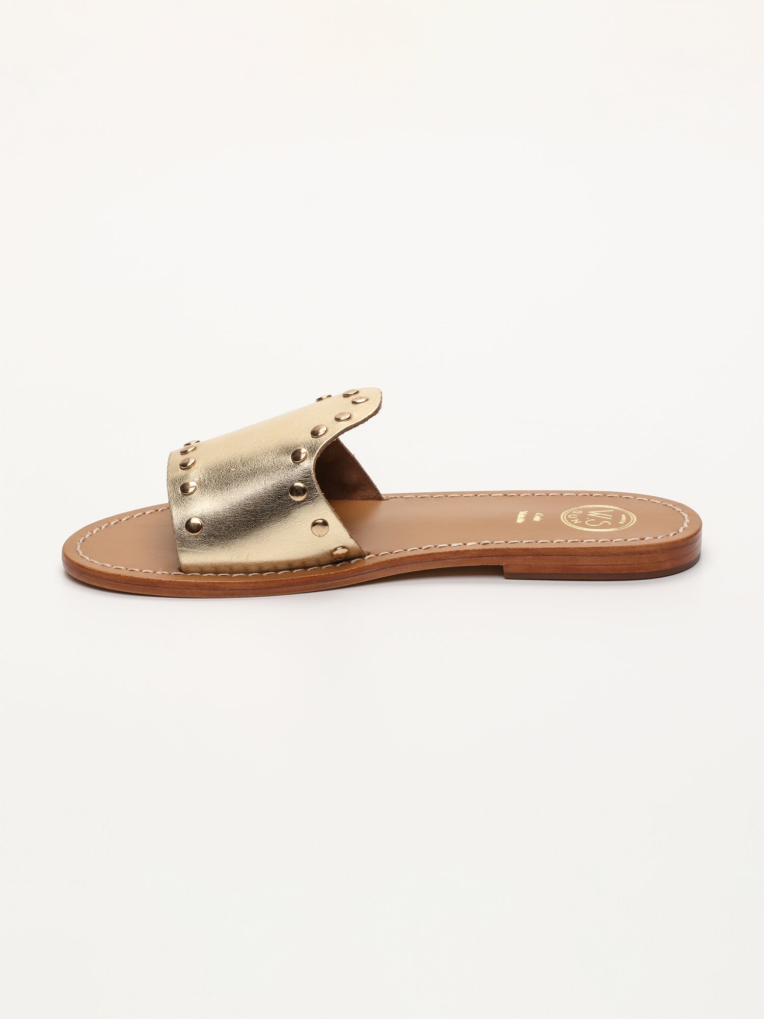 BOIPEBA sandales en cuir or foncé
