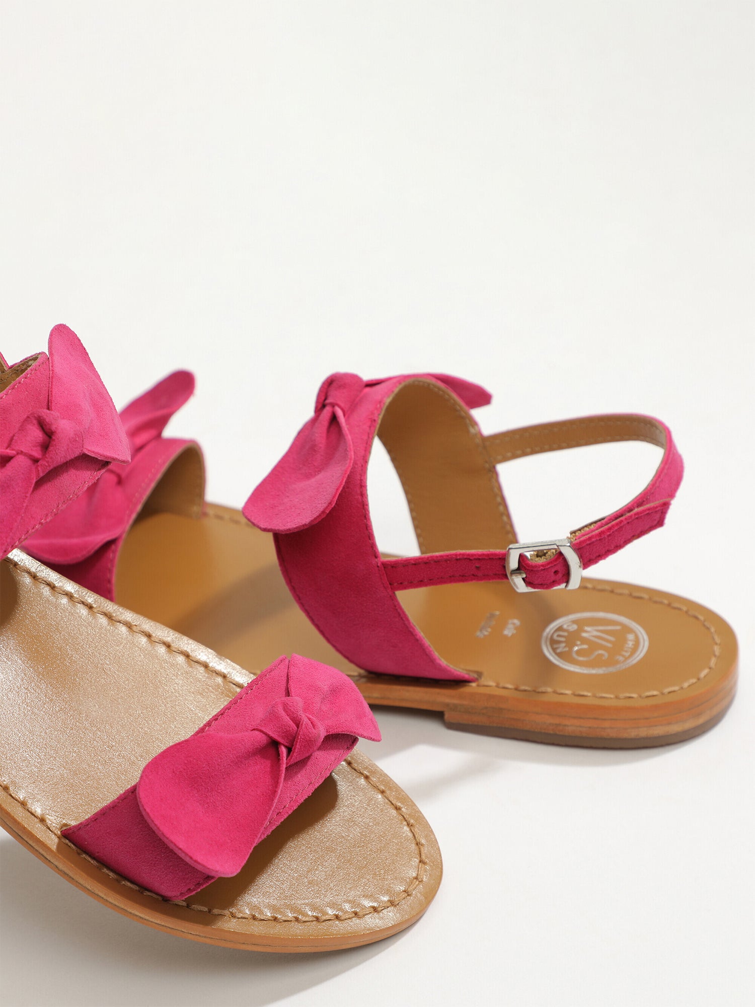INDAH sandales fantaisie en cuir fushia