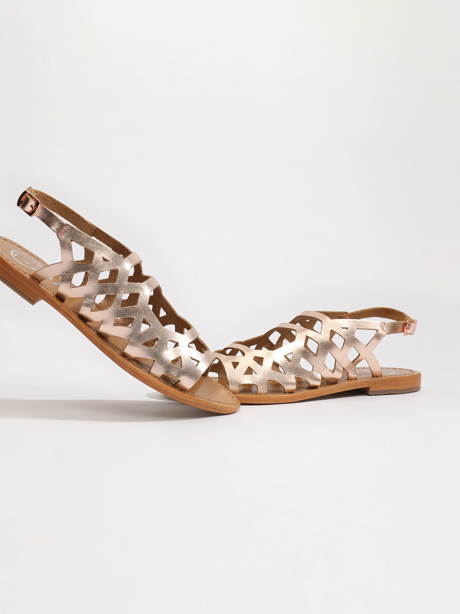 ARACATI sandales spartiates en cuir or rose