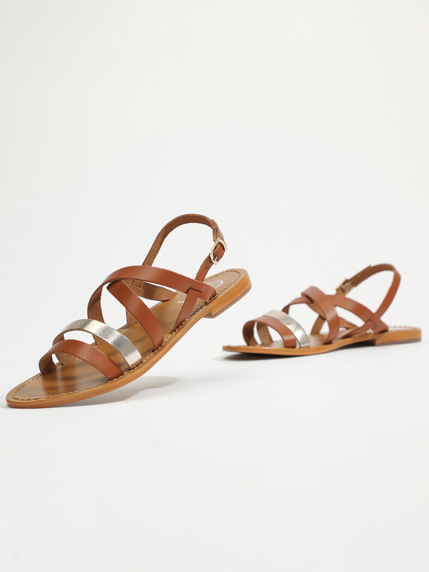 PARAENA sandales en cuir camel et or