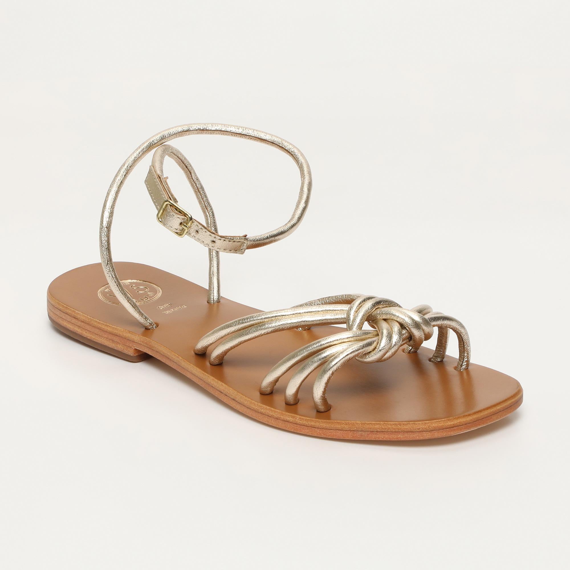 Beena_sandales_en_cuir_platinium-White-Sun-2_1d2d3533-d3c7-43eb-996f-9aa9e4fae0c5.jpg