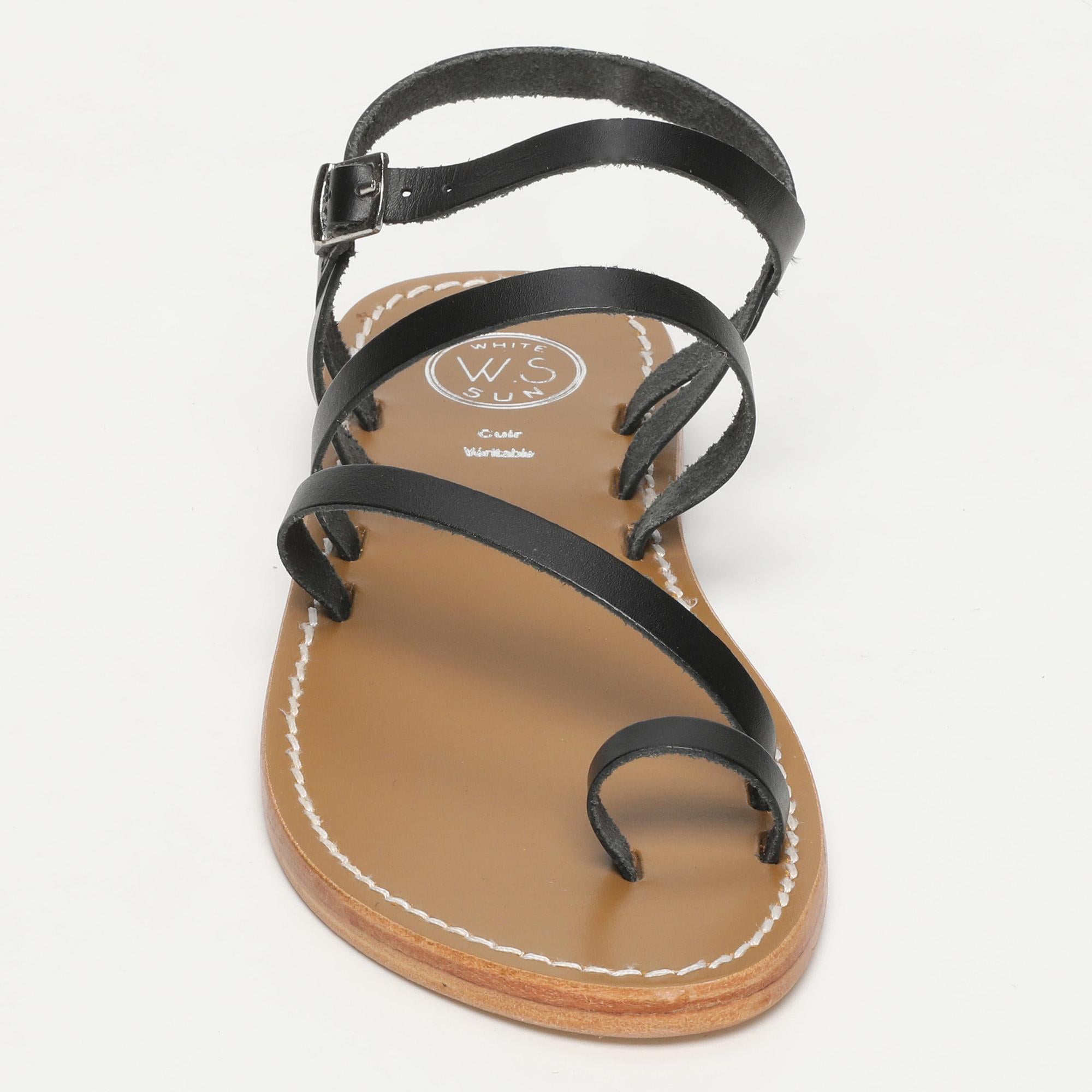CAMBIA sandales entre doigt en cuir noir
