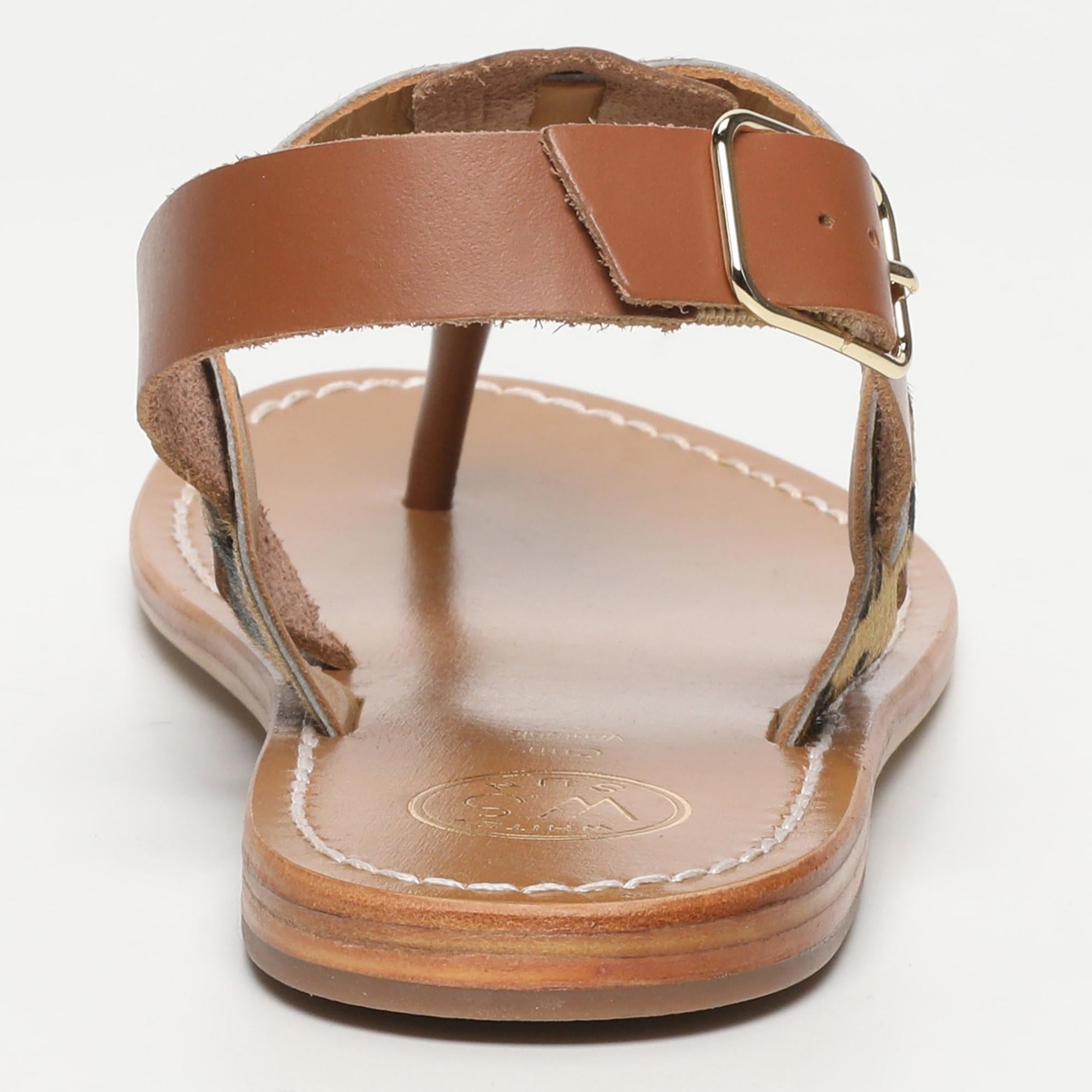 CASAS sandales entre doigt animal en cuir camel et léopard