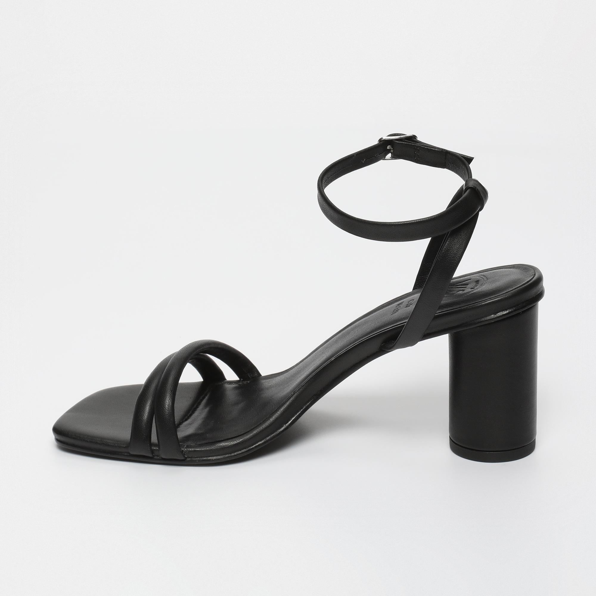 DAACHAYANI sandales talon bracelet de cheville en cuir noir