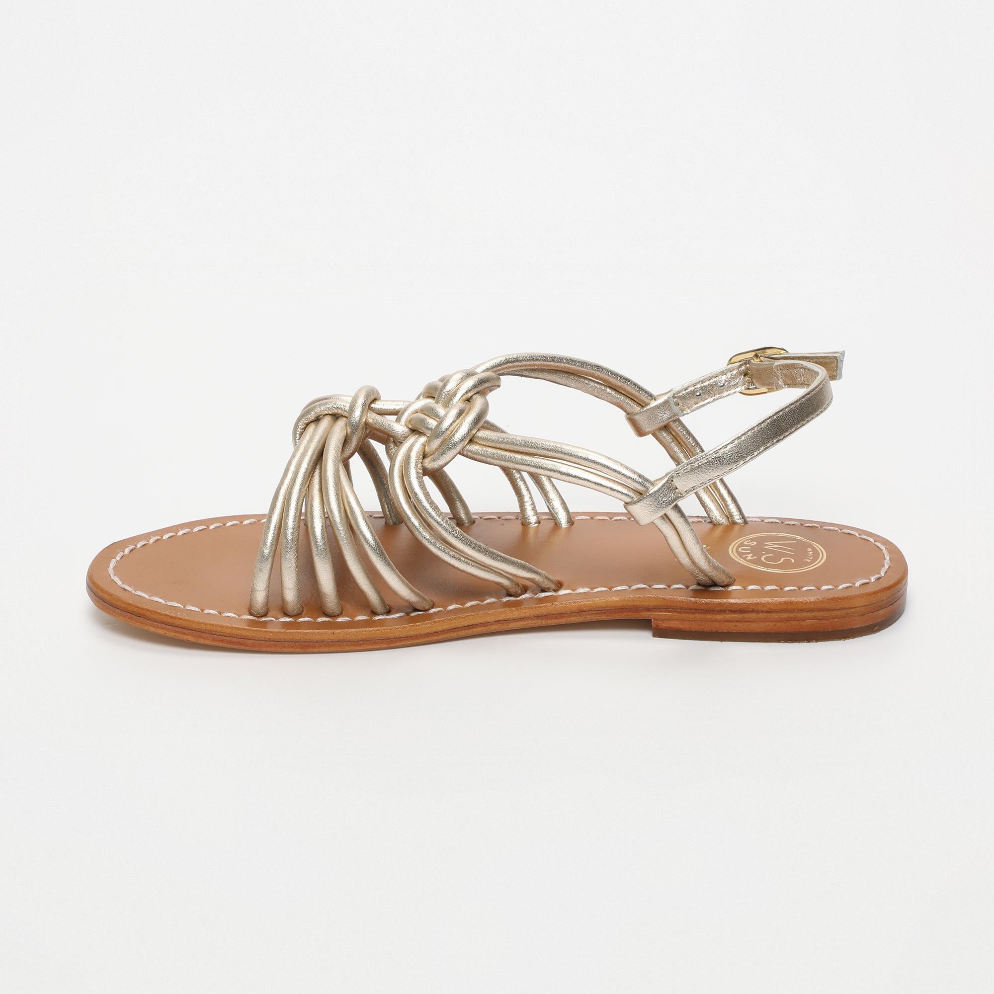 DAKSHATA sandales en cuir platine