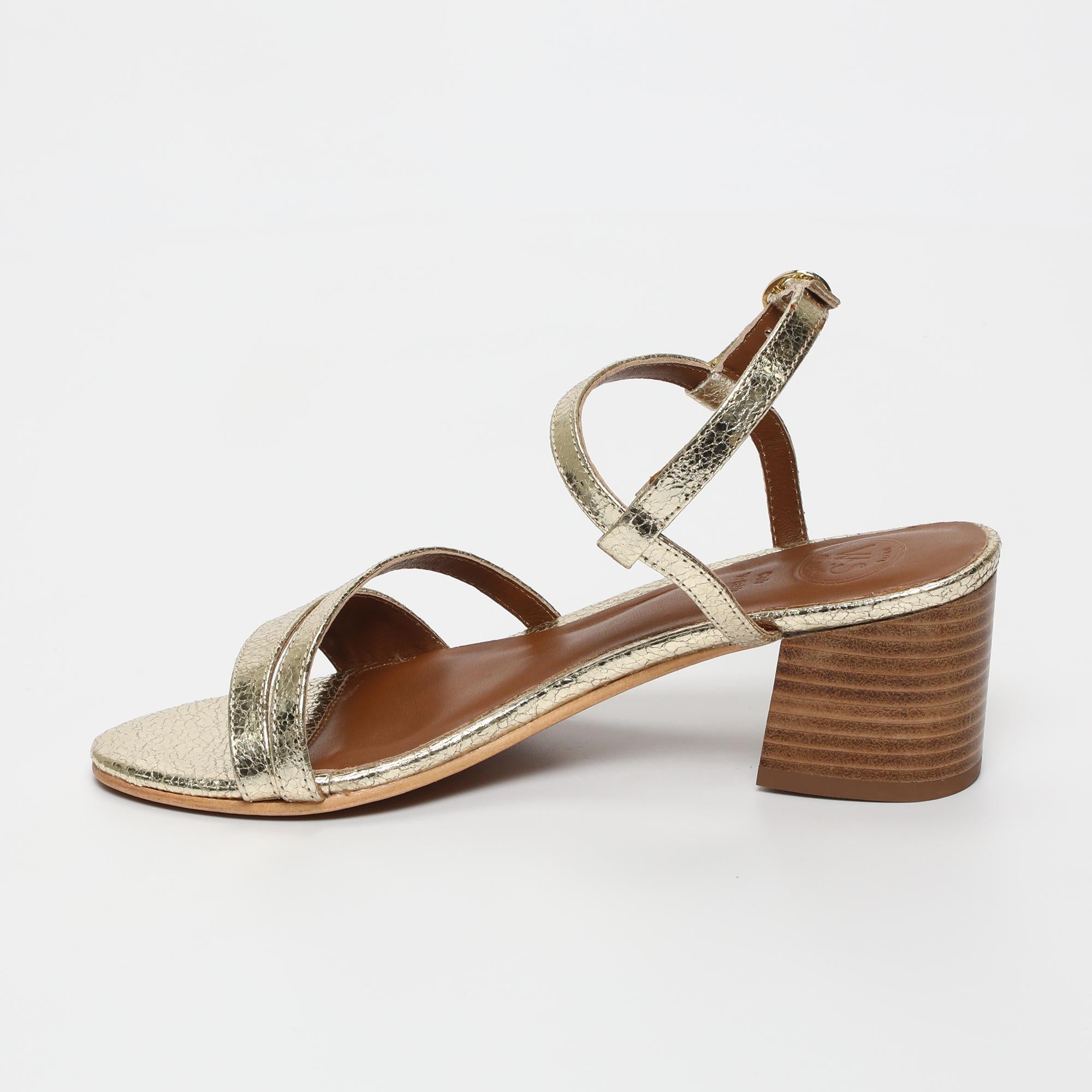 DARSHIKA sandales talon en cuir or