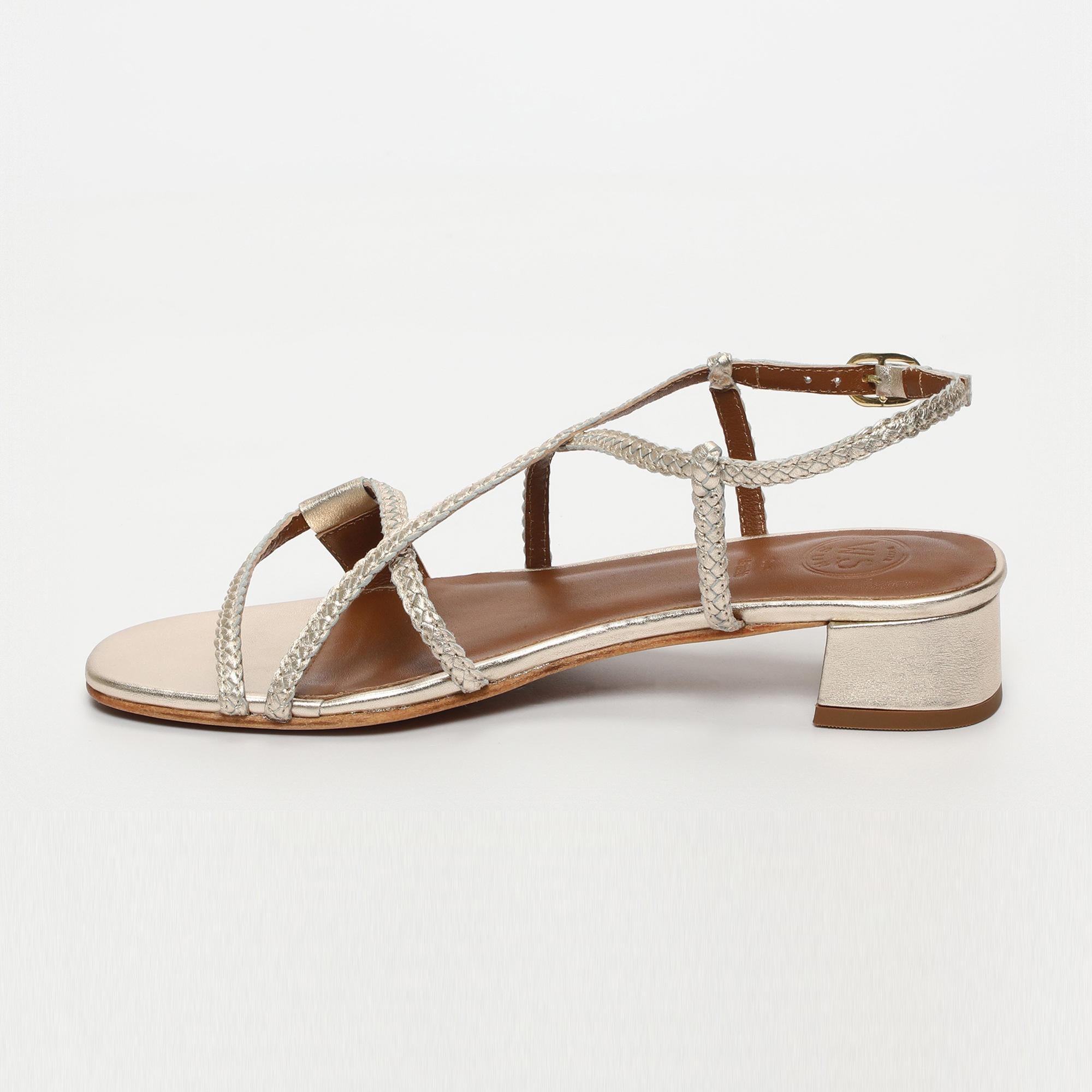 DEEPAKALA sandales talon tresse en cuir or