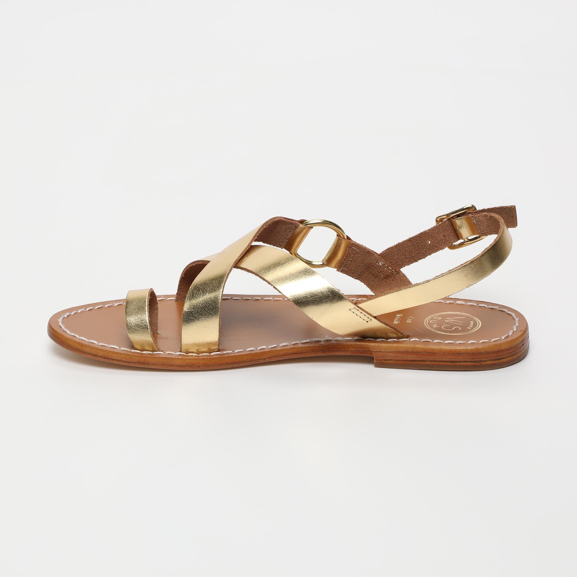 DEVAKALI sandales entre doigt en cuir or foncé