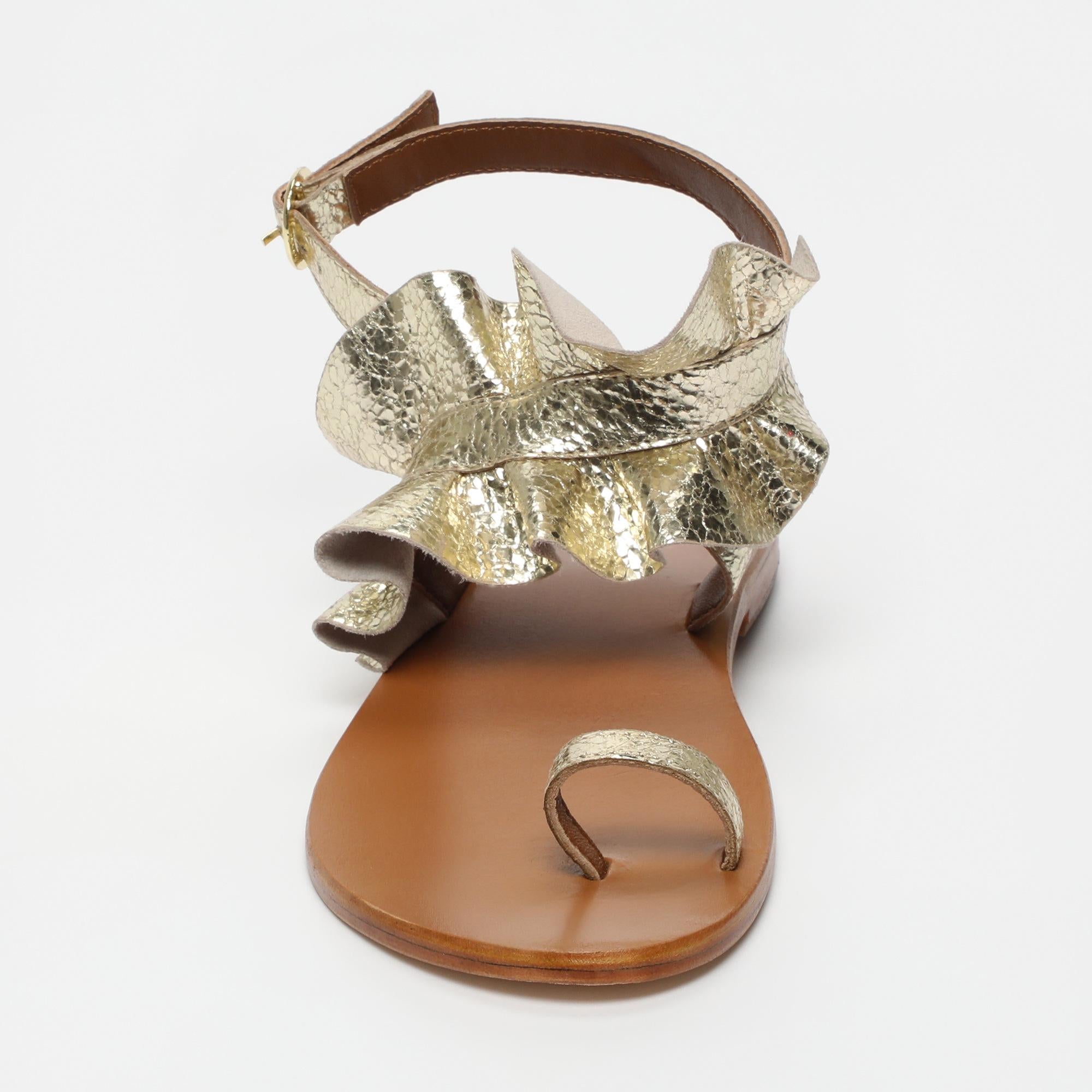 DEVIPRIYA sandales entre doigt fantaisie en cuir or