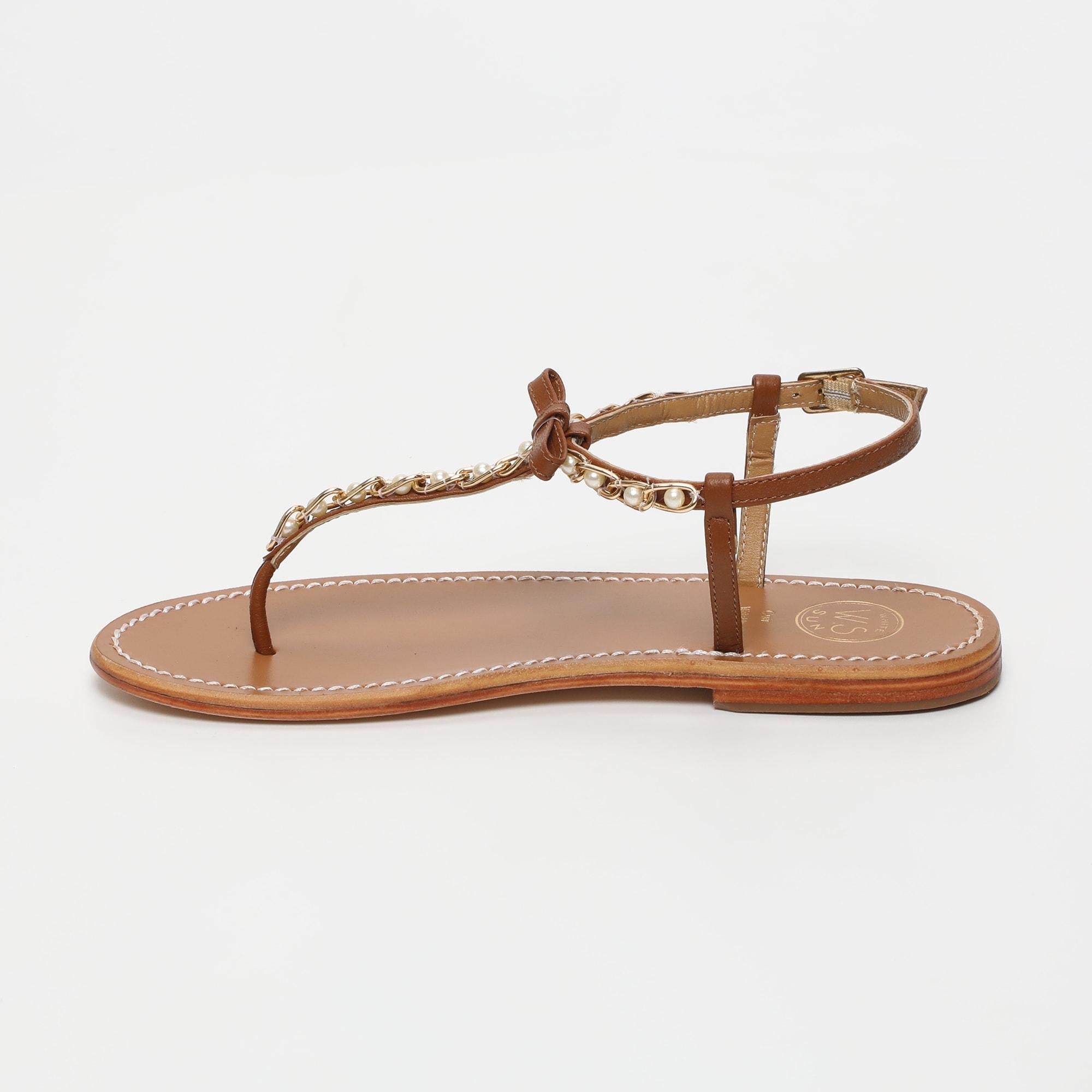 HERLIN sandales entre doigt fantaisie en cuir camel