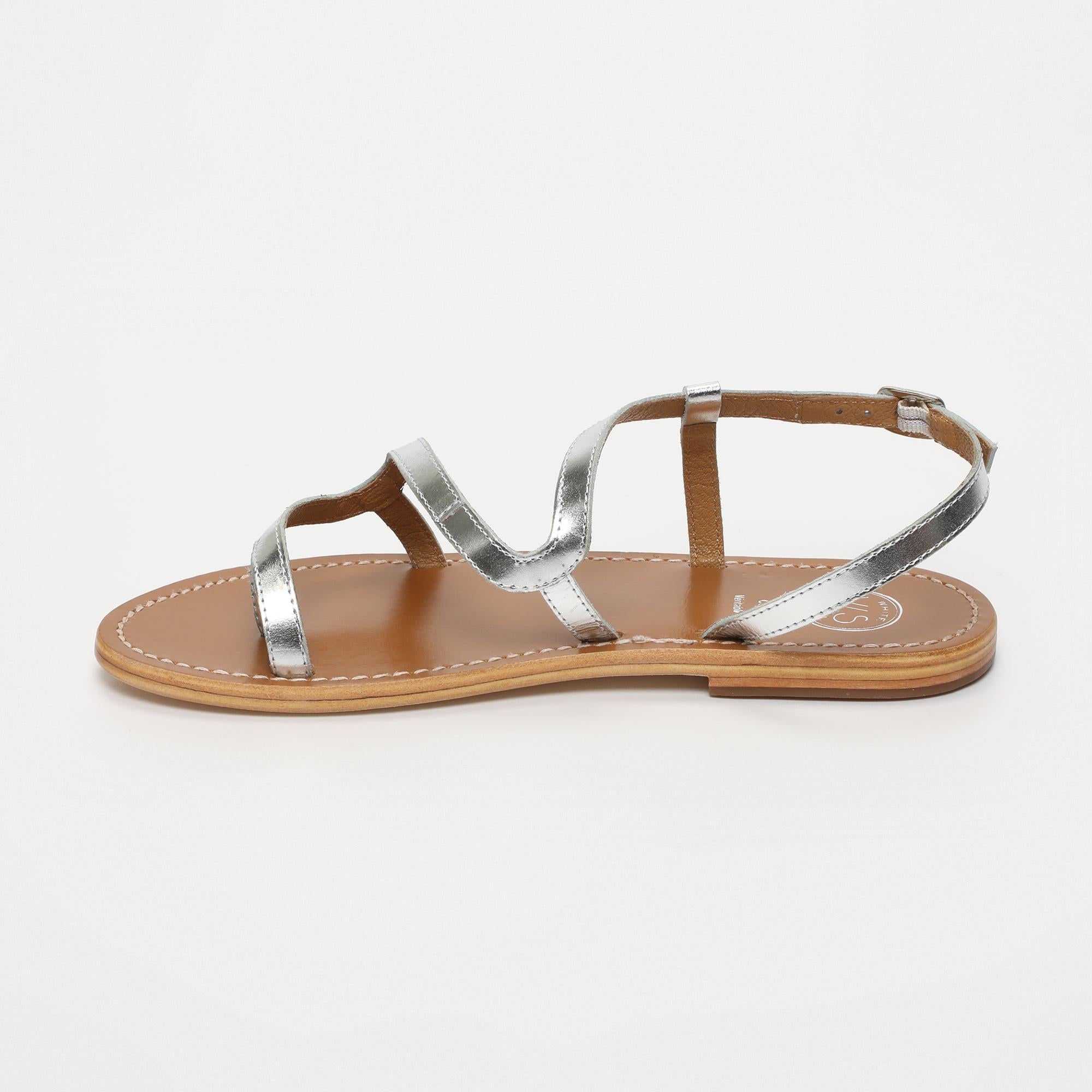 HOANI sandales entre doigt en cuir argent