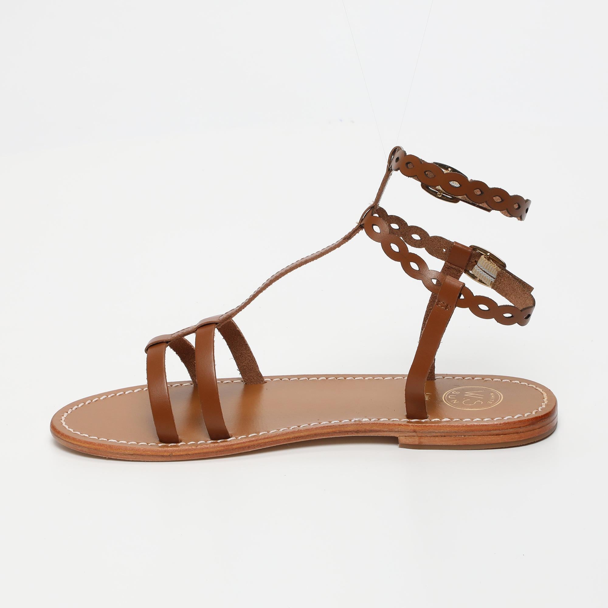 JESSAMINE sandales spartiates bracelet de cheville en cuir camel